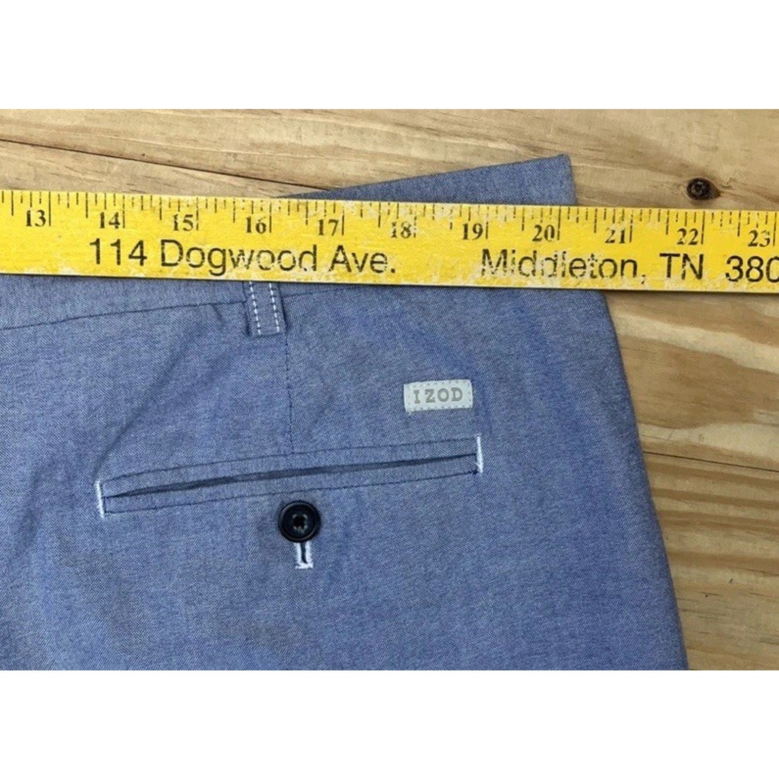 IZOD Flat Front Men's Shorts Size 42 Blue