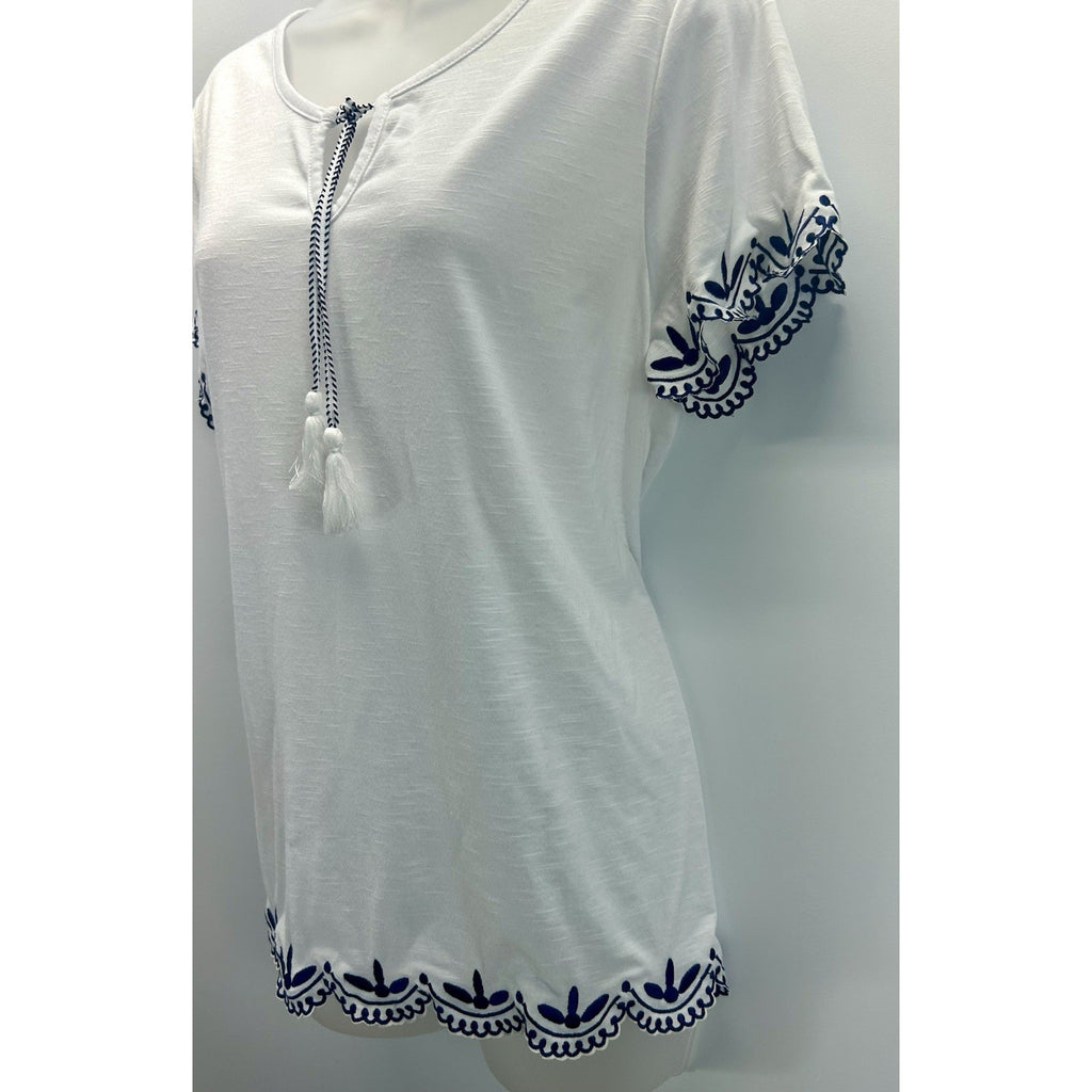 Liz Claiborne Top Womens Large White With Blue Trim Pullover Short Sleeves NWT.
