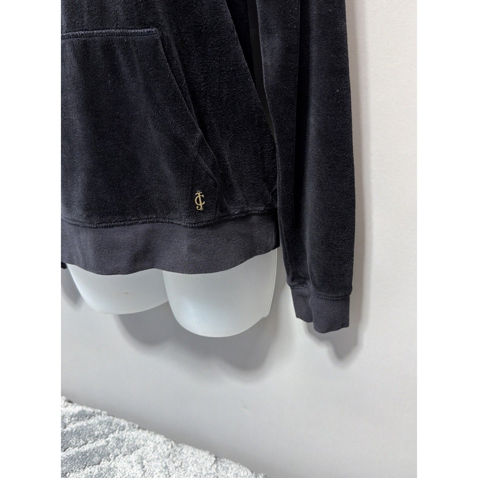 Juicy Couture Velvet Velour Pull Over Hoodie Black Sz Small Studded Y2K