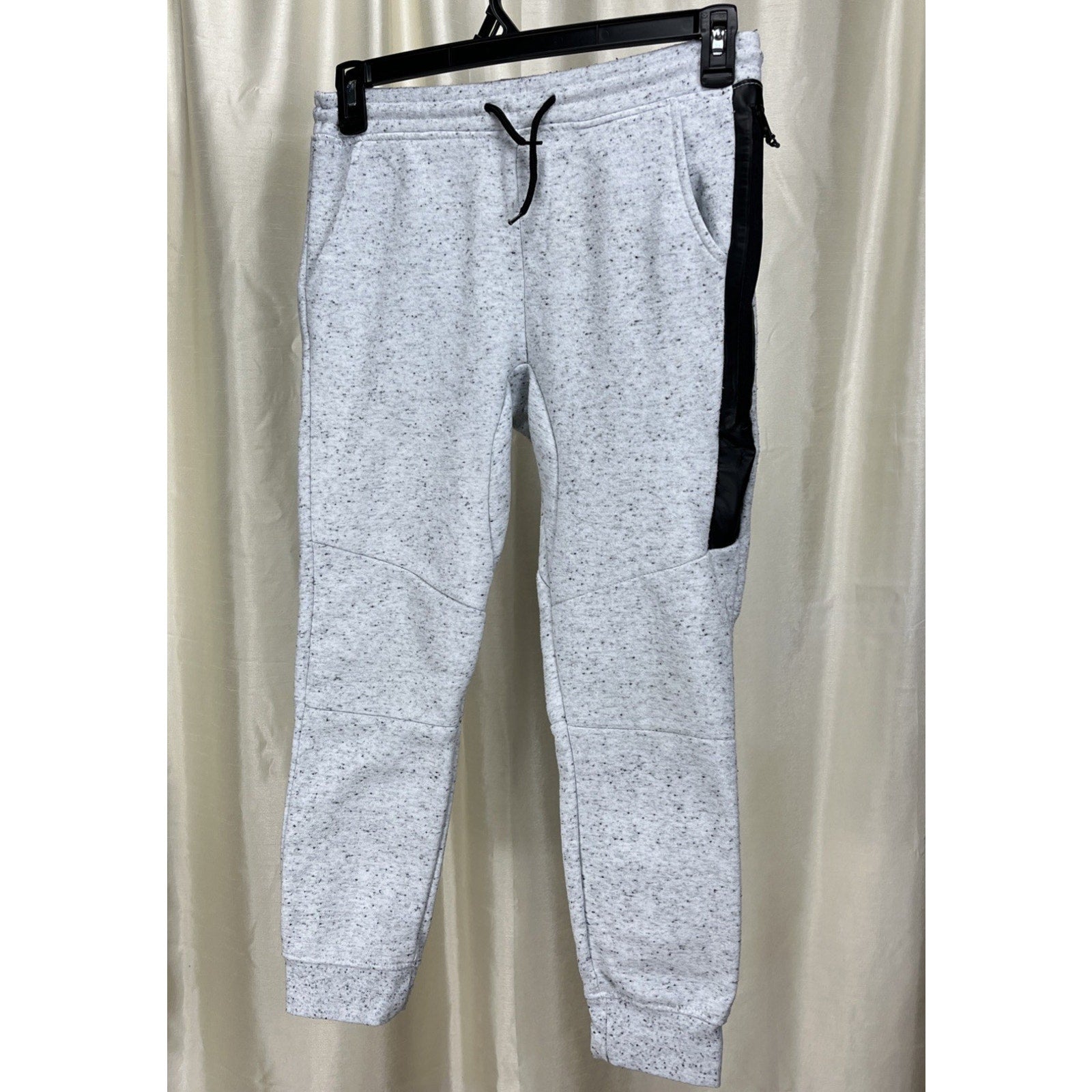 Young Men’s Teen Brooklyn Cloth Side Zip Jogger Size XL