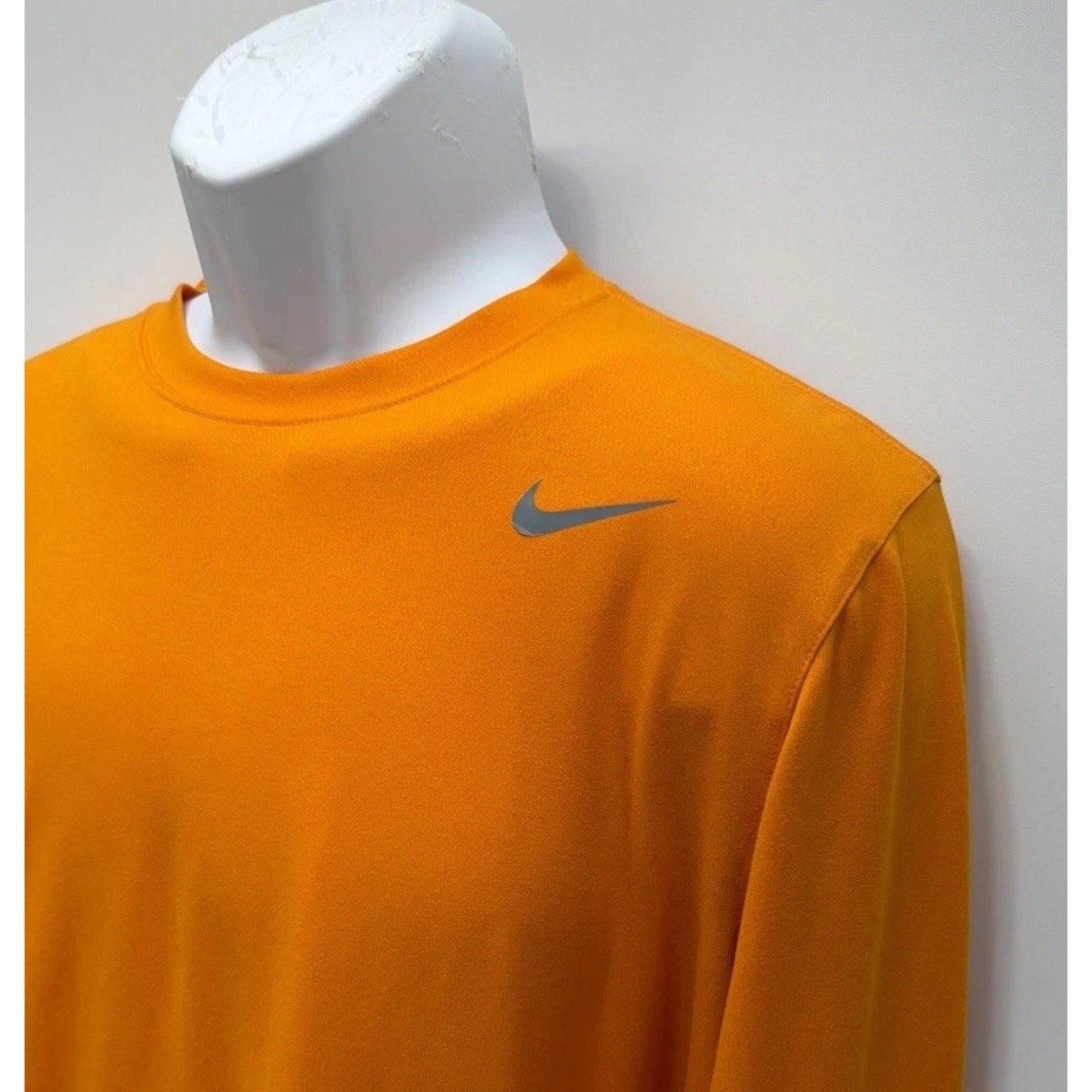 Nike Legend Dri-Fit Mens Long Sleeve T-Shirt 727980-802 Burnt Orange Medium