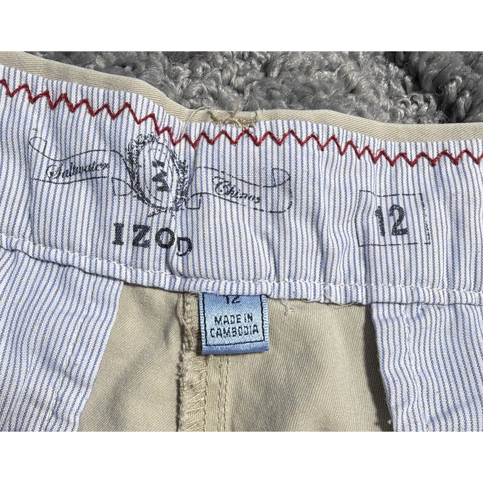 IZOD Women’s Stretch Khaki Chino Capri Pants Size 12 Preppy Beach Casual