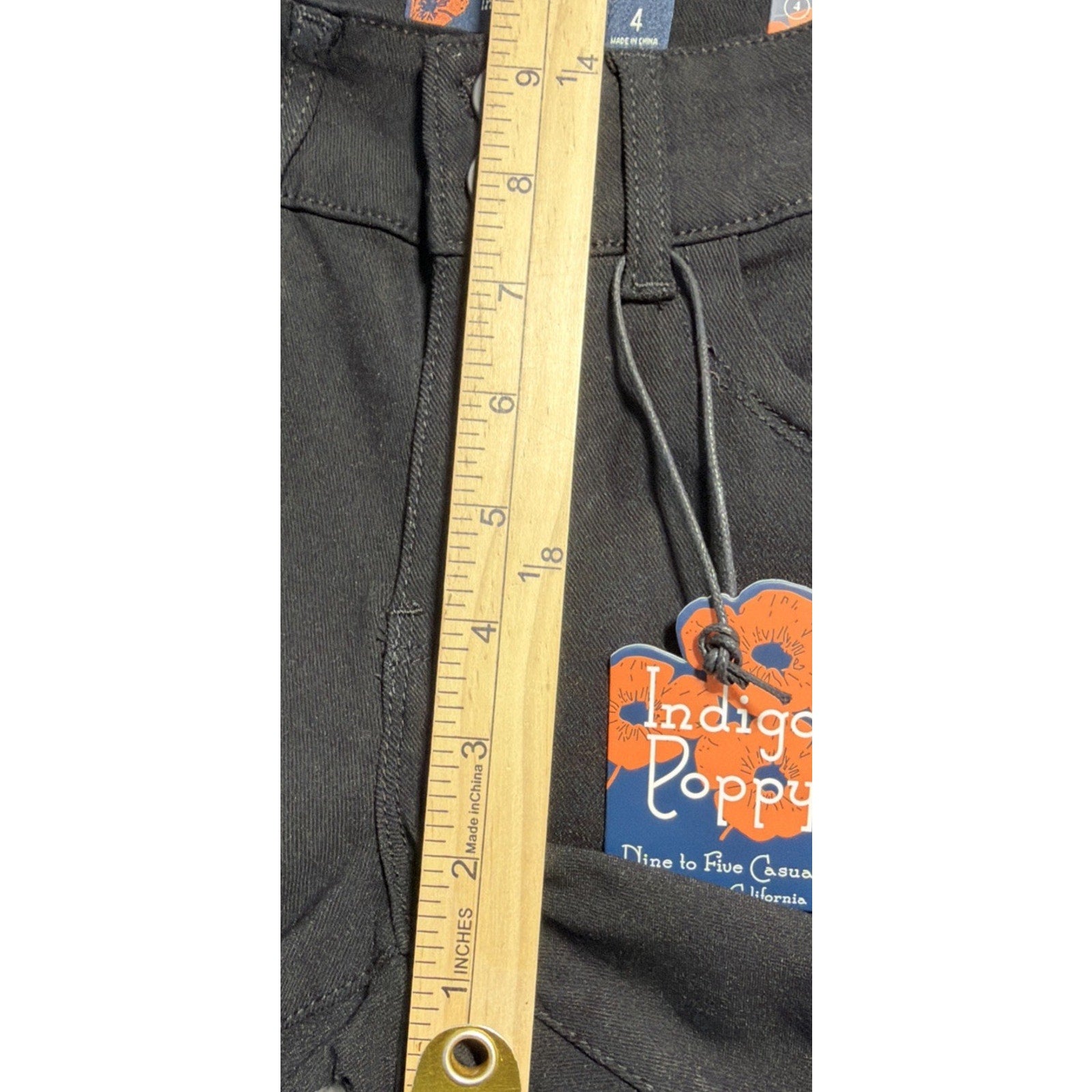 Indigo Poppy Size 4 Black Denim Tummy Control Capris Stretch