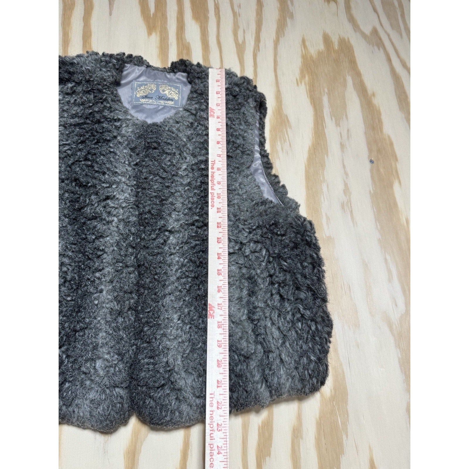 Steve Madden Faux Fur Vest Women Gray Shaggy Boho Sleeveless Jacket Cozy Medium