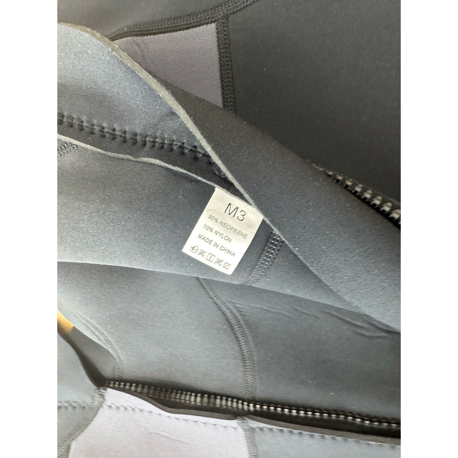 Hevto Neoprene Wetsuit CLY001 New With Tags Men Women’s Size M3