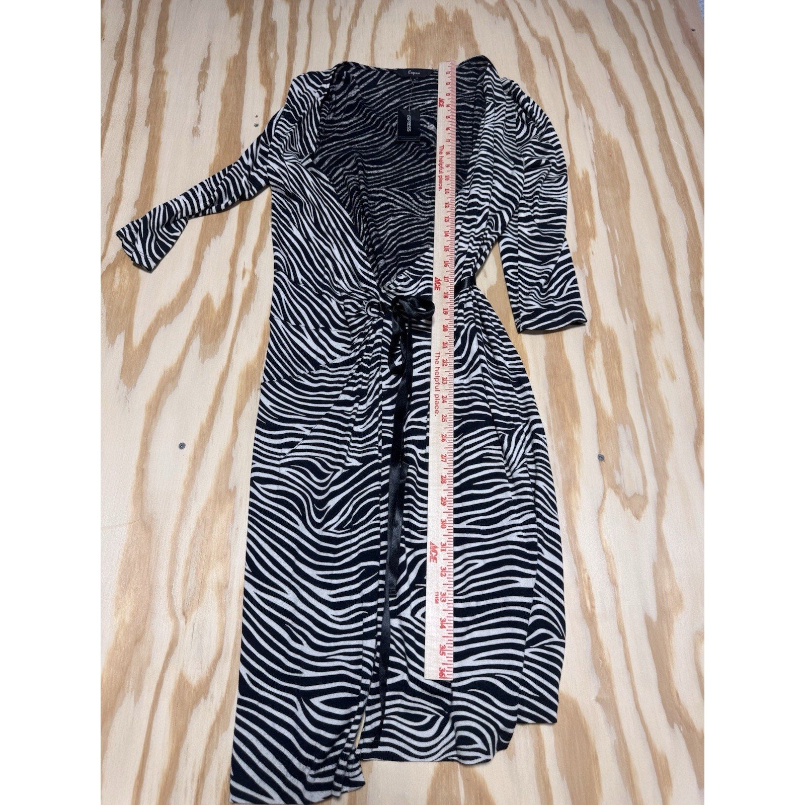 Express Zebra Print Wrap Dress Black & White Midi Dress Women’s Size Small NWT