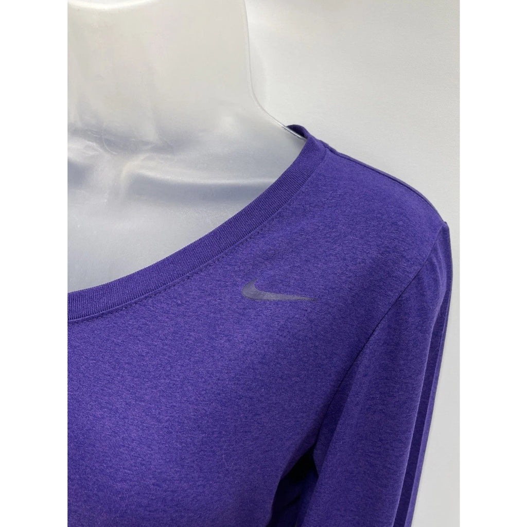Nike Tee Dri Fit Long Sleeve Women's Small Purple V-Neck T-Shirt Athletic Cut