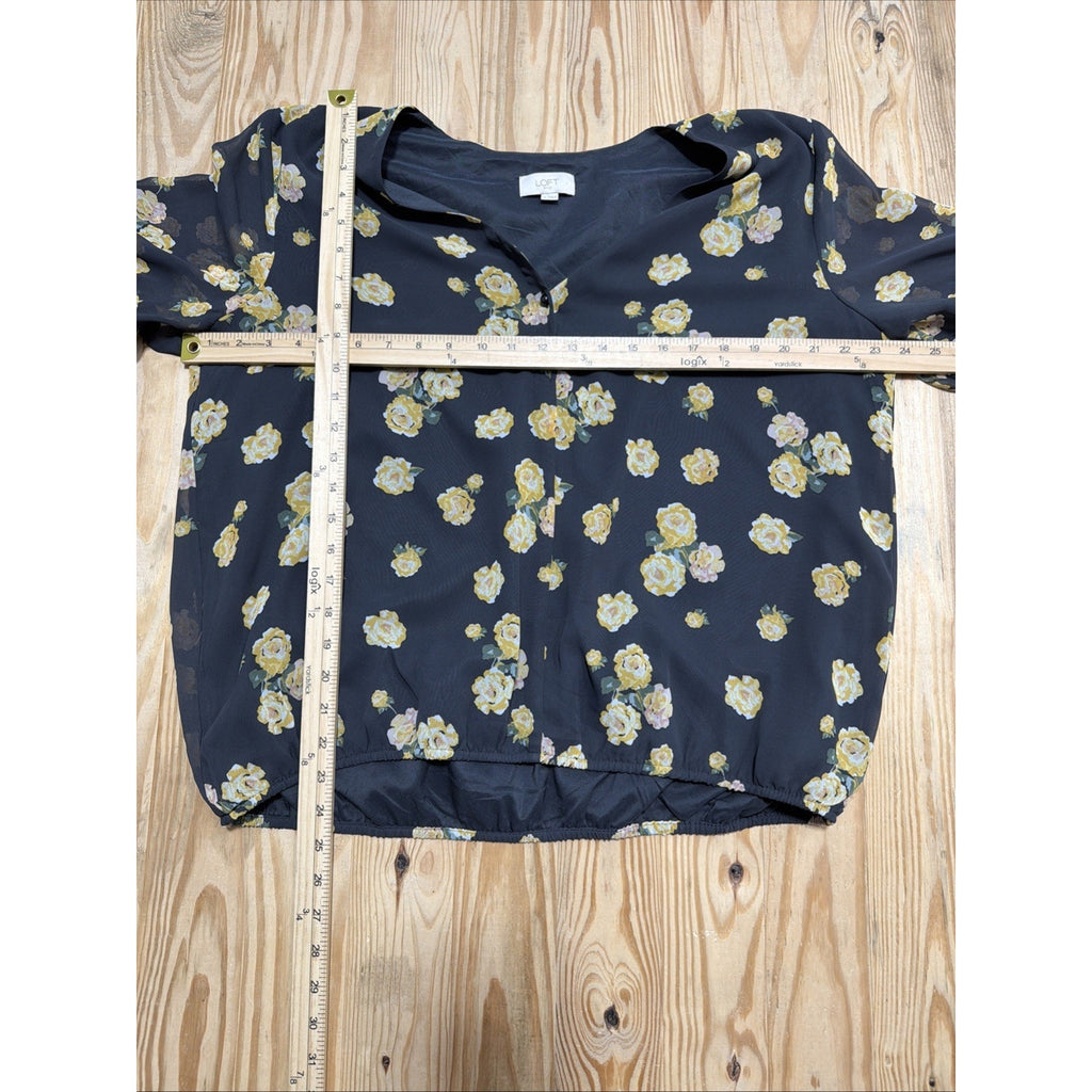 Loft Size XL Top Floral Print Drapey V-Neck Black Lined Blouse Button Front