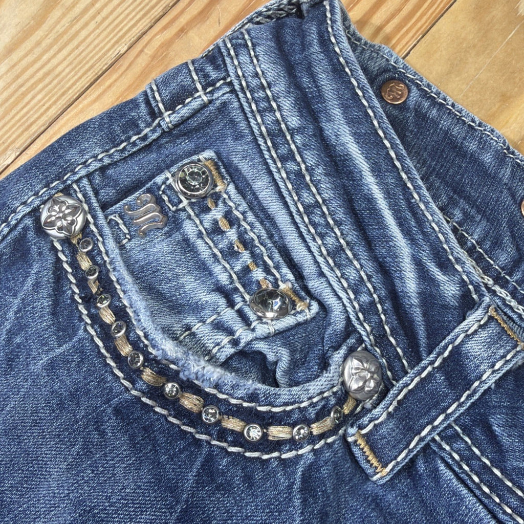 Miss Me Jeans Women's 26x32 Denim Blue Signature Boot Flap Sequin Pockets Blingy