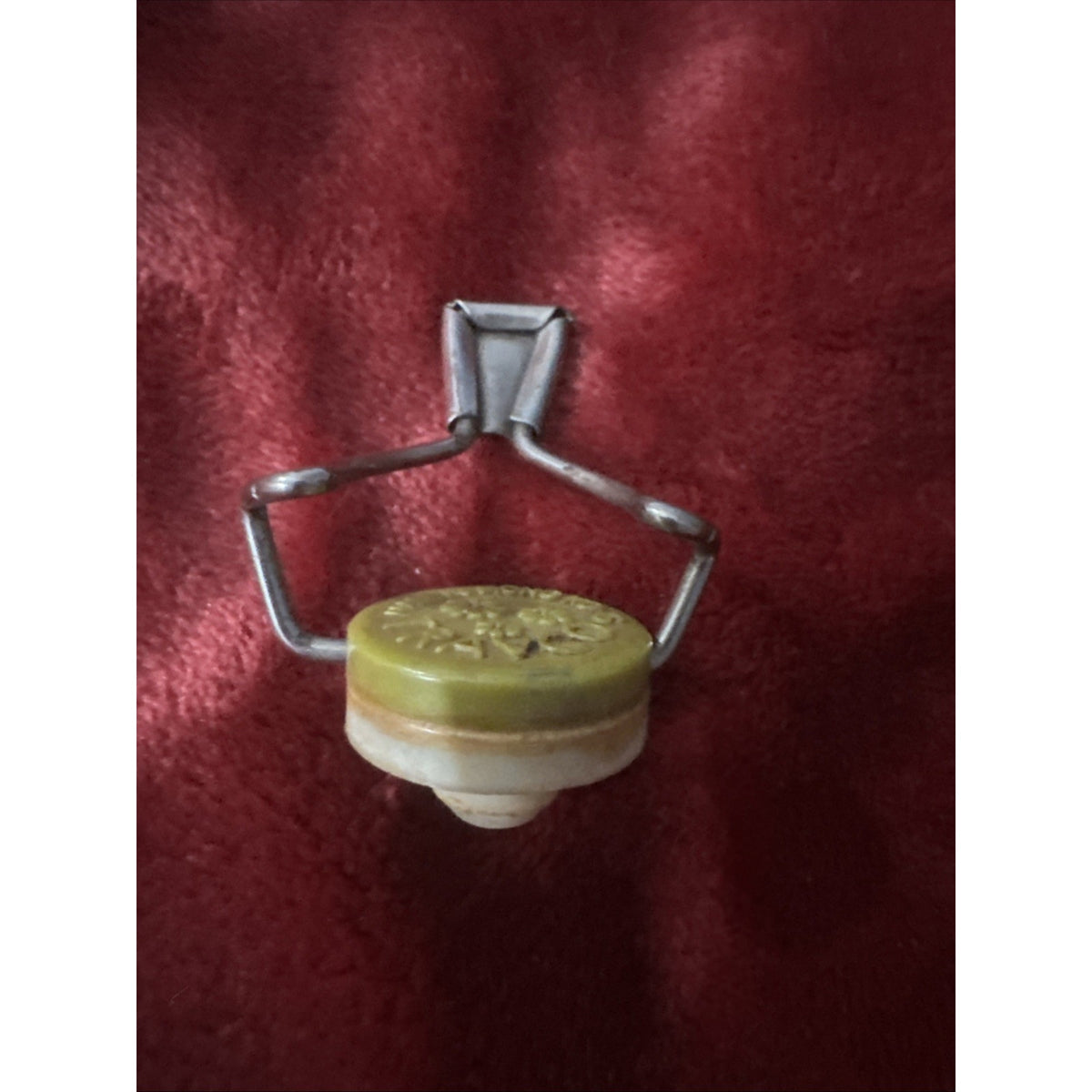 Vintage BOTTLE CAP/STOPPER, TRAVCO Bottle Cap Tap 'N Cap