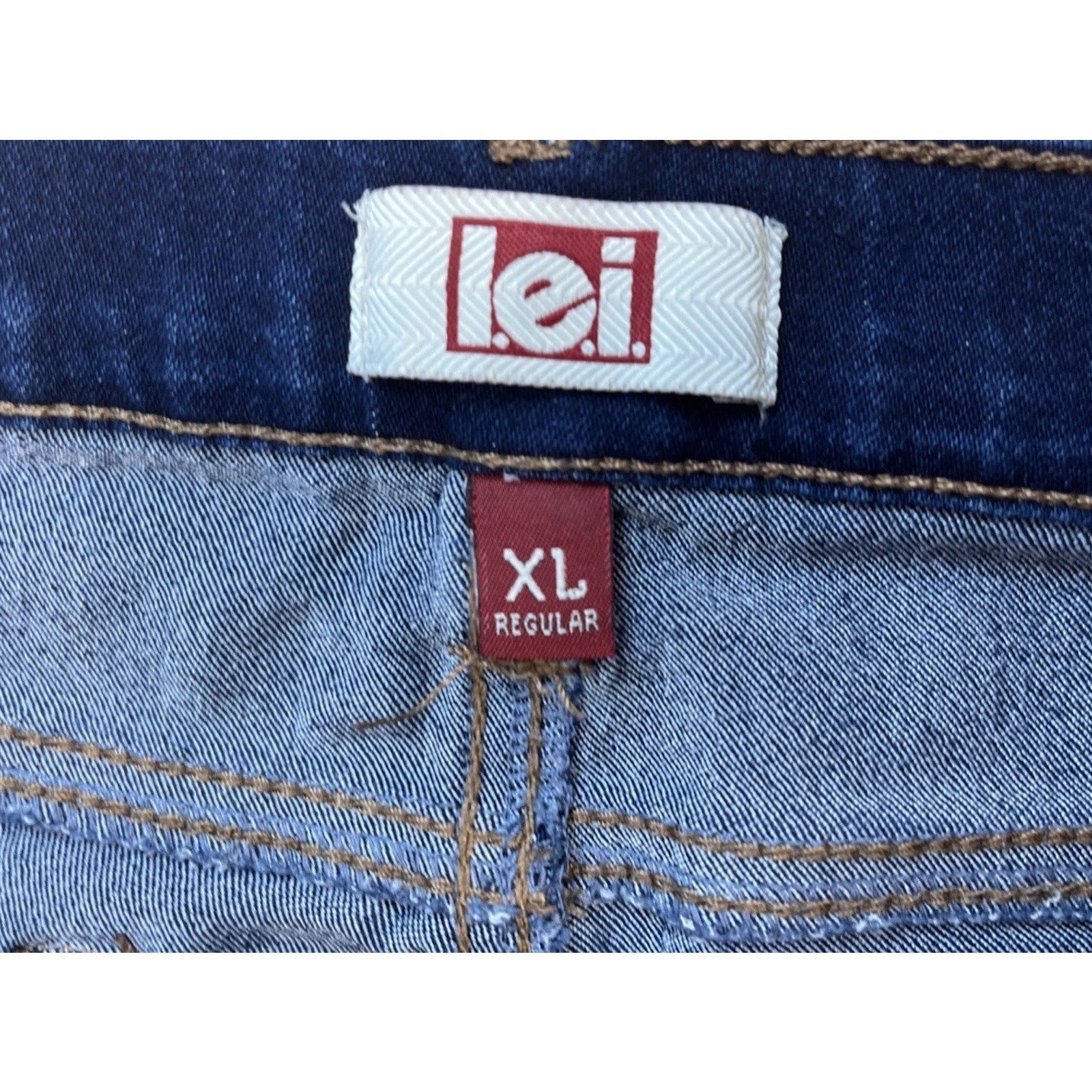 l.e.i. Jeggings Womens Size XL Dark Blue Stretchy Denim Pull On