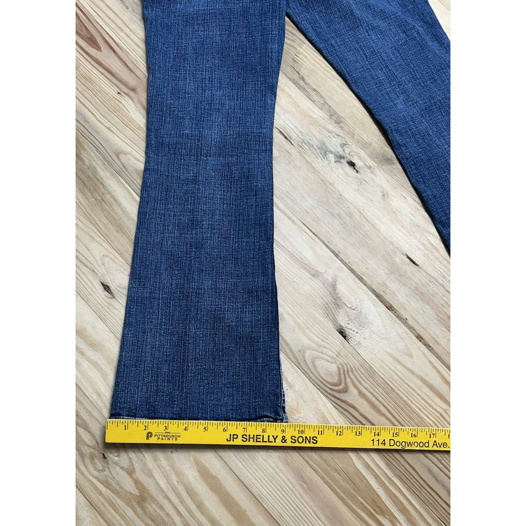 APT.9 Jeans Women's size6 Bootcut Distressed Denim Stretch Mid Rise (30x29).
