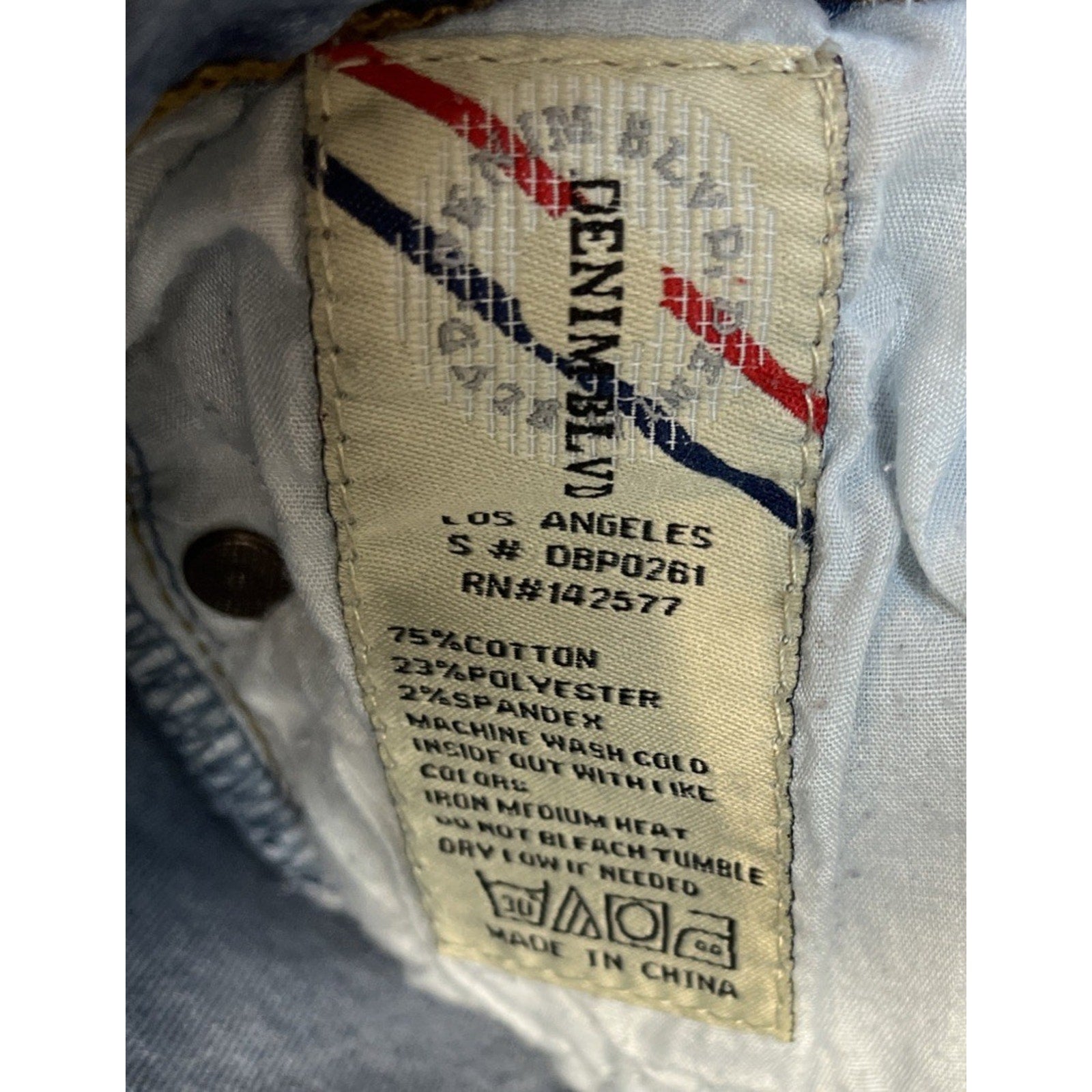 Denim Blvd Jeans 7 Womens Juniors Size Blue Denim Distressed Skinny Stretch Logo