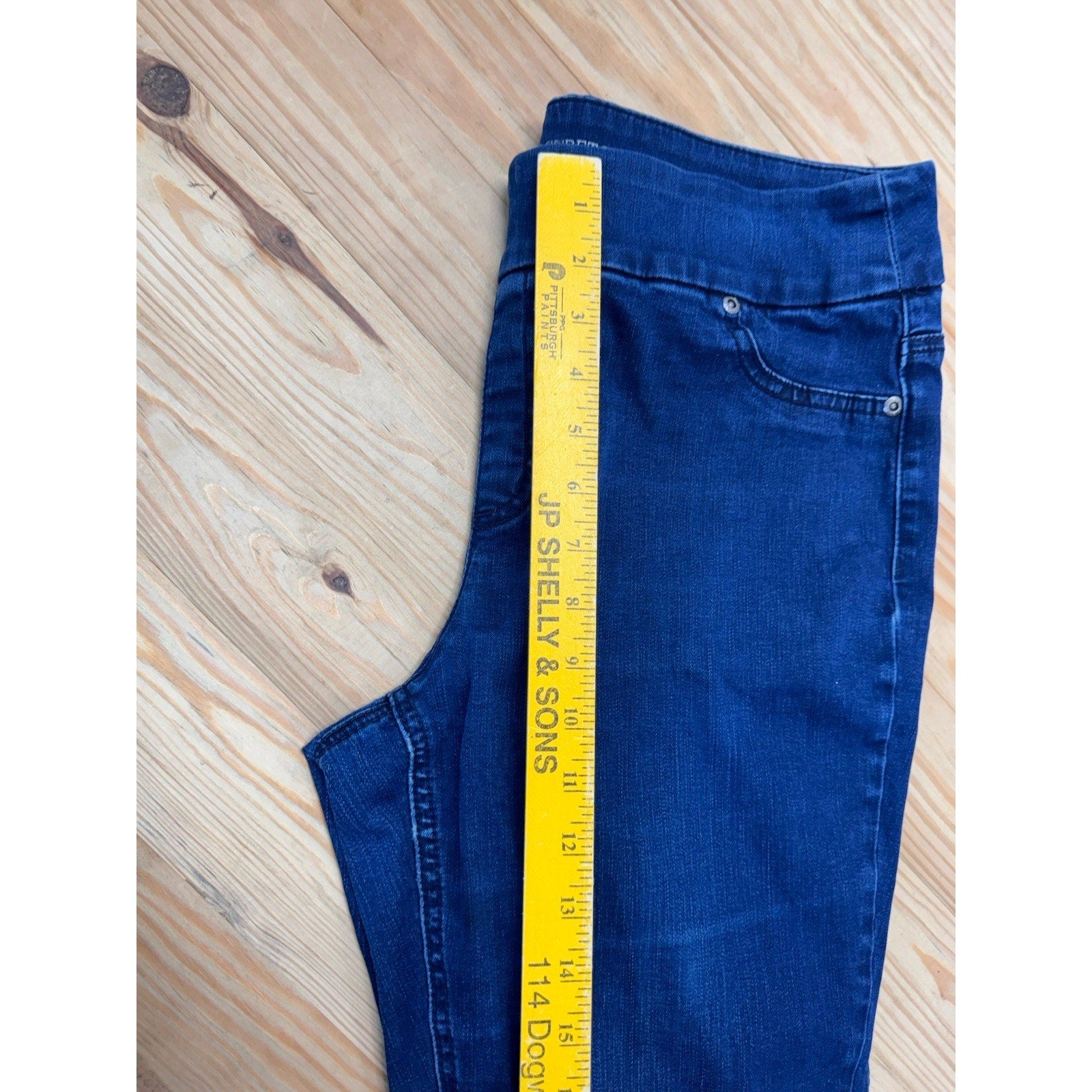 Chicos Perfect Stretch Slim Leg Jeans Blue Jeans Women’s Size 1.5 (US 10/medium)