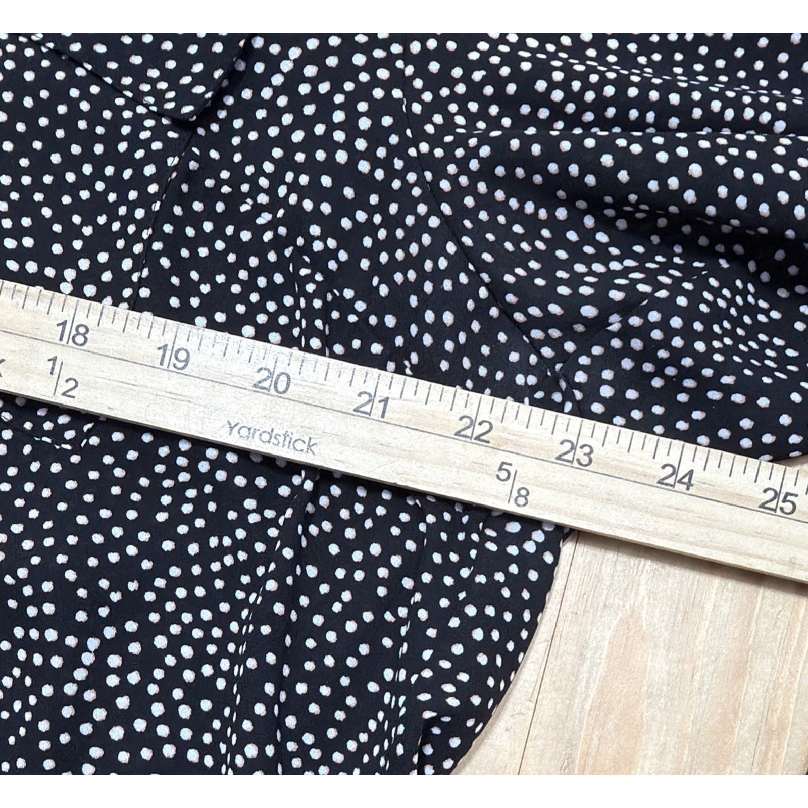 EXPRESS Black White Zipper V-Neck Career Top Roll Up Tab Sleeve XL