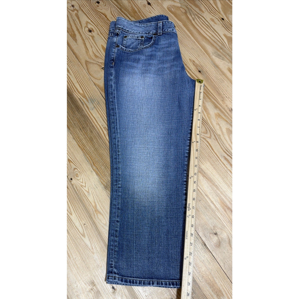 VTG Y2K Buckle BKE Denim Cropped Capri Light Wash Jeans Size 34x25 Low Rise