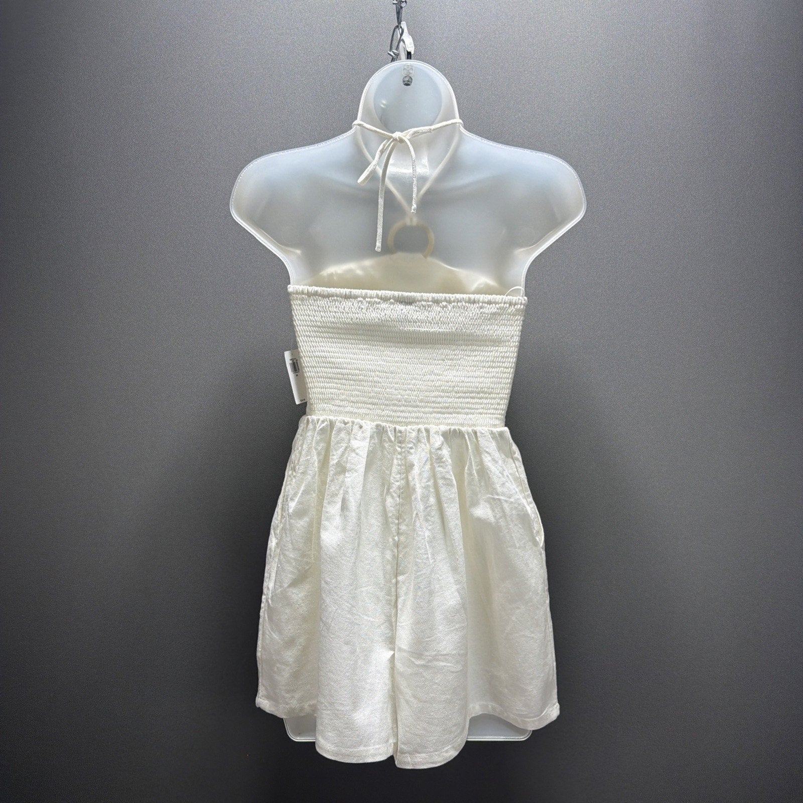 Old Navy Women's White Linen Blend O ring Halter Neck Romper Beachy Size XS New