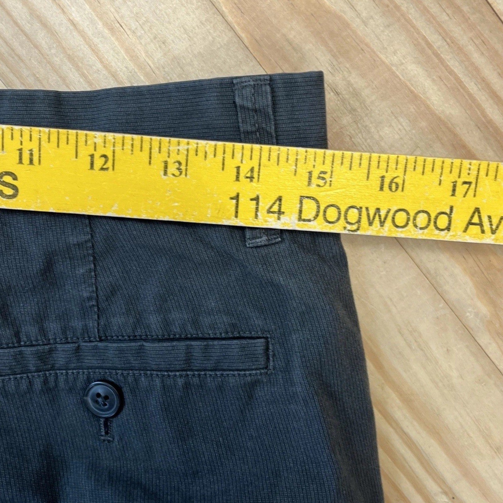 Gap Men's Tailored Fit Straight Grey Khaki Pants Size 28x30