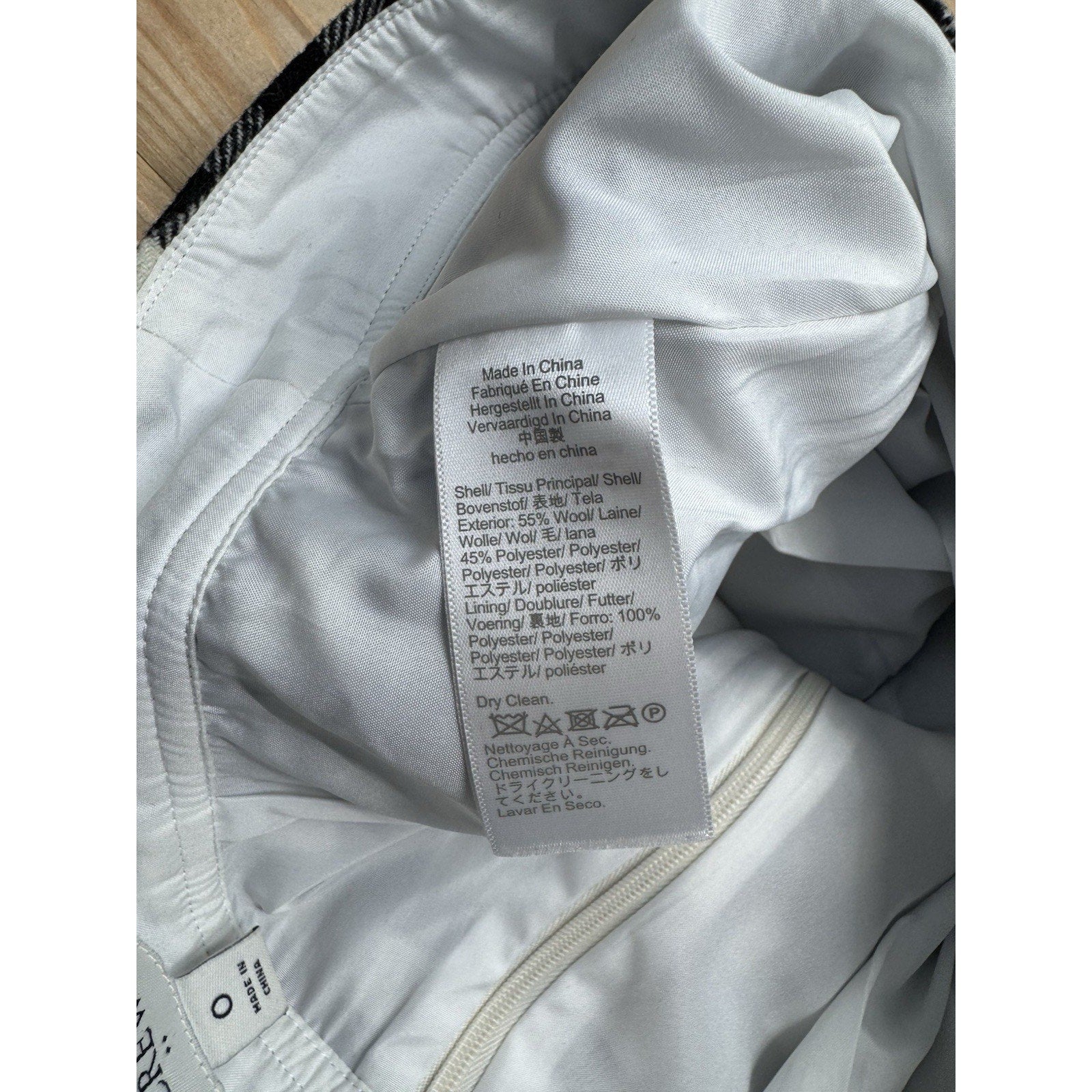 J. Crew Black and White Plaid Wool Blend Mini Skirt Women’s Size 0 Zip Closure