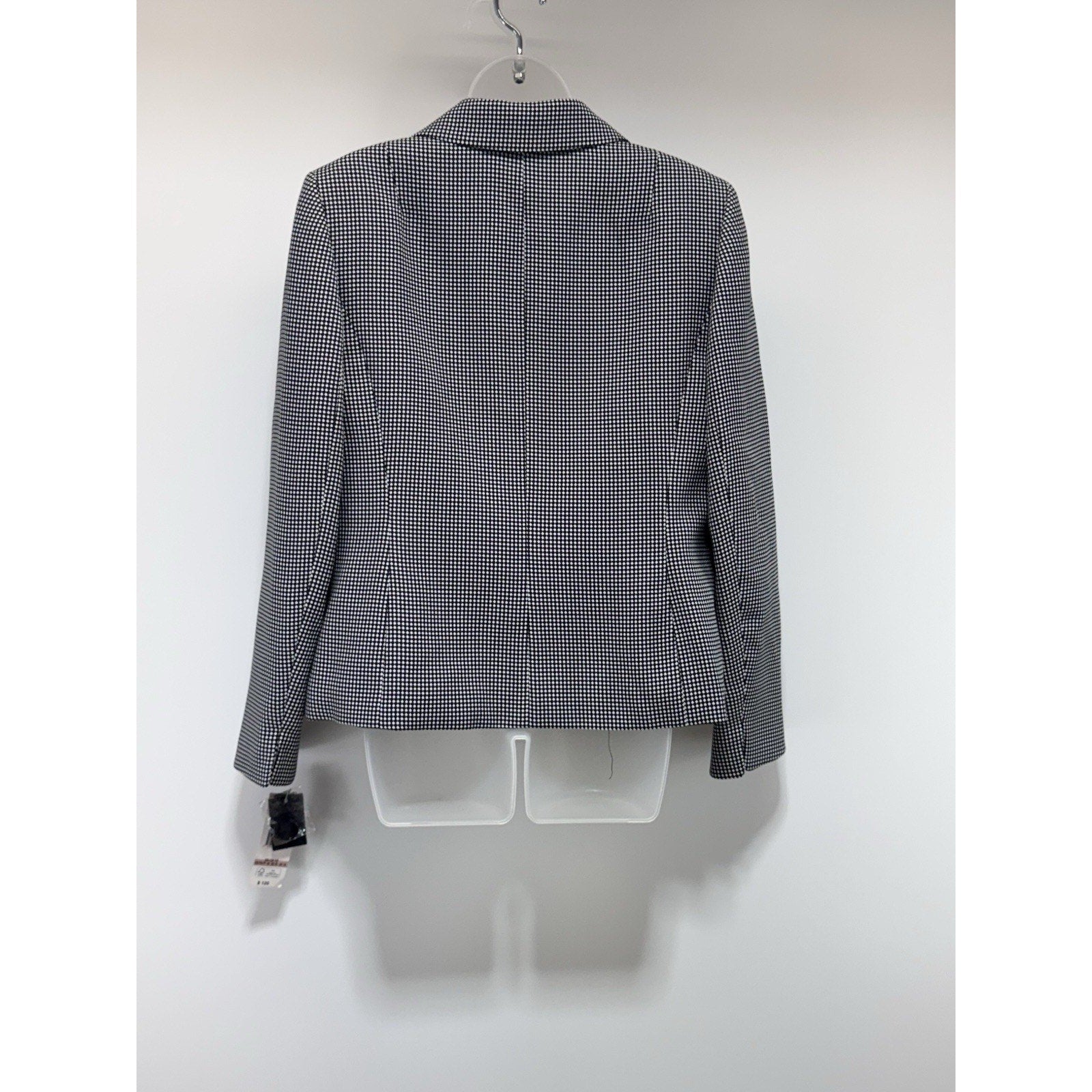 Le Suit Black Ivory Skirt Suit (2-Pieces) New With Tags Women’s Size 12 NWT