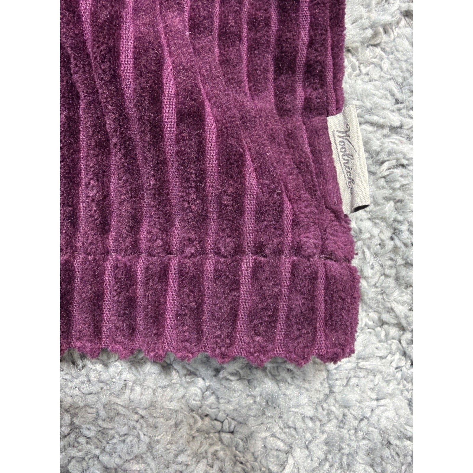 Woolrich Women’s Kinsdale Corduroy Vest in Blackberry 2XL