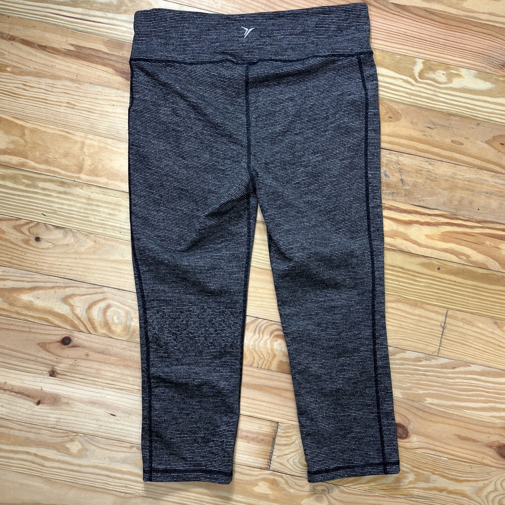 Old Navy Active XL Women's Legging Crop Pant. Gray / Black Space Dye Stripe.