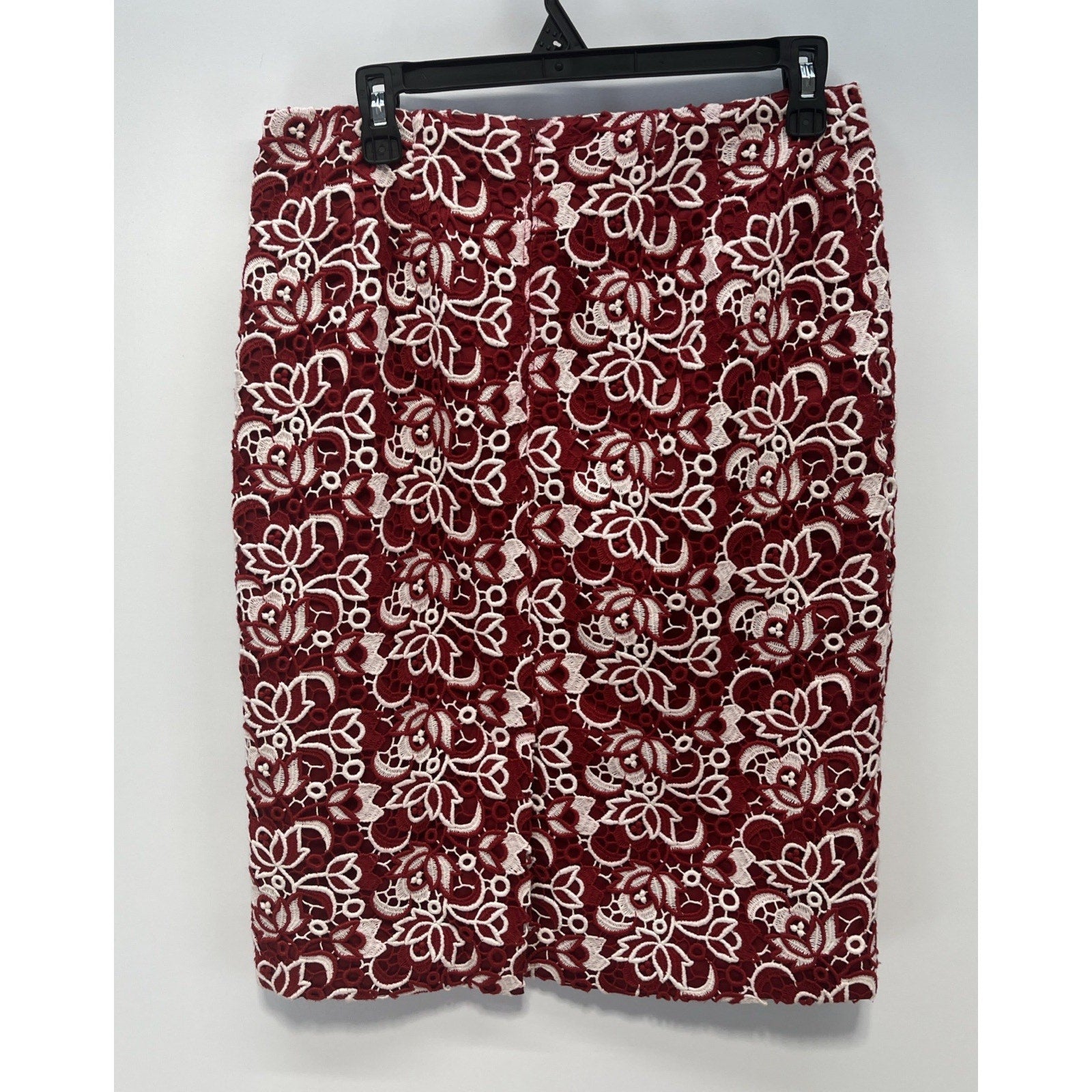 Talbots Skirt Women's 6 Red and White Crochet Lace Lined Pencil Lined Skirt