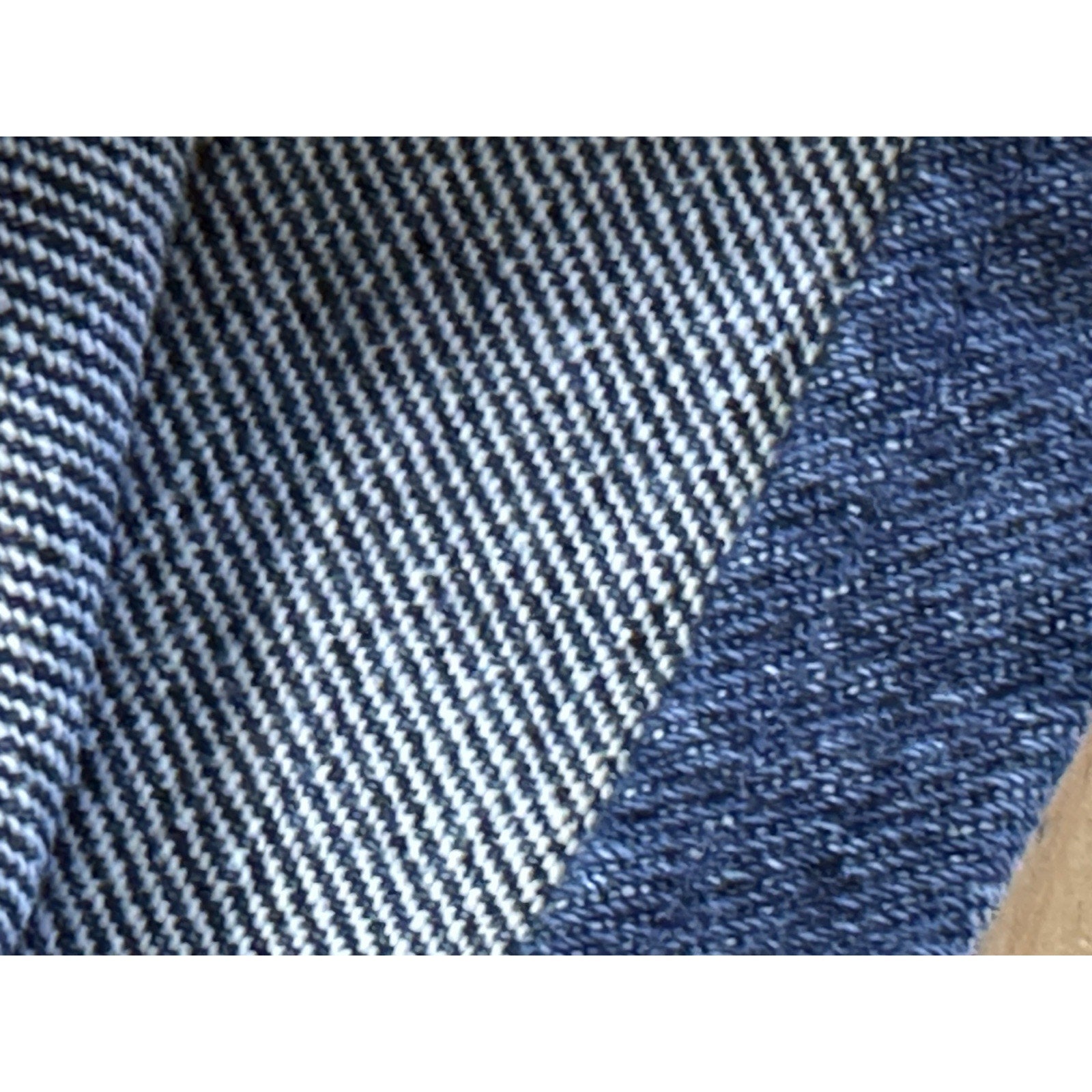 Gander Mountain women's 100% cotton relaxed Fit jeans size 6 Short Mid Rise