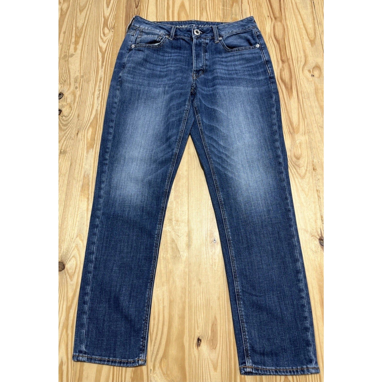 American Eagle Outfitters Tom Girl Button Fly Blue Jeans Woman Size 6