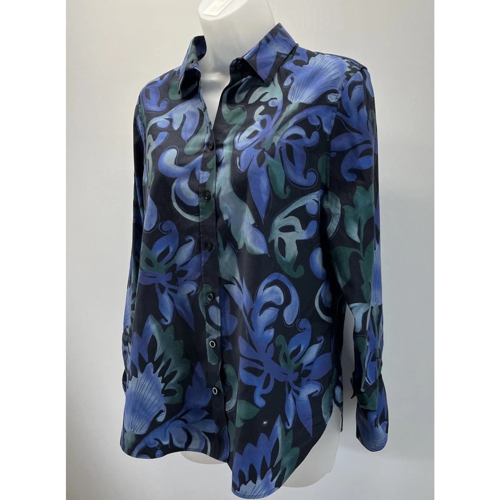 Chico's No Iron Top Women’s Long Sleeve Button Up Black Floral Paisley Size 0 S