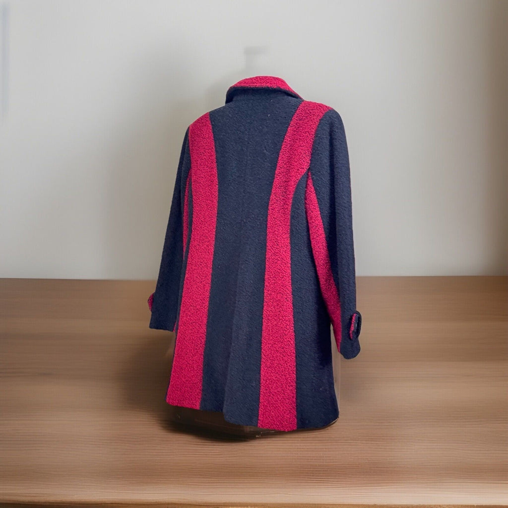 MARK REED WOMEN'S WOOL COAT, SIZE 8 Petite Heavy Button Closure Fitted Style