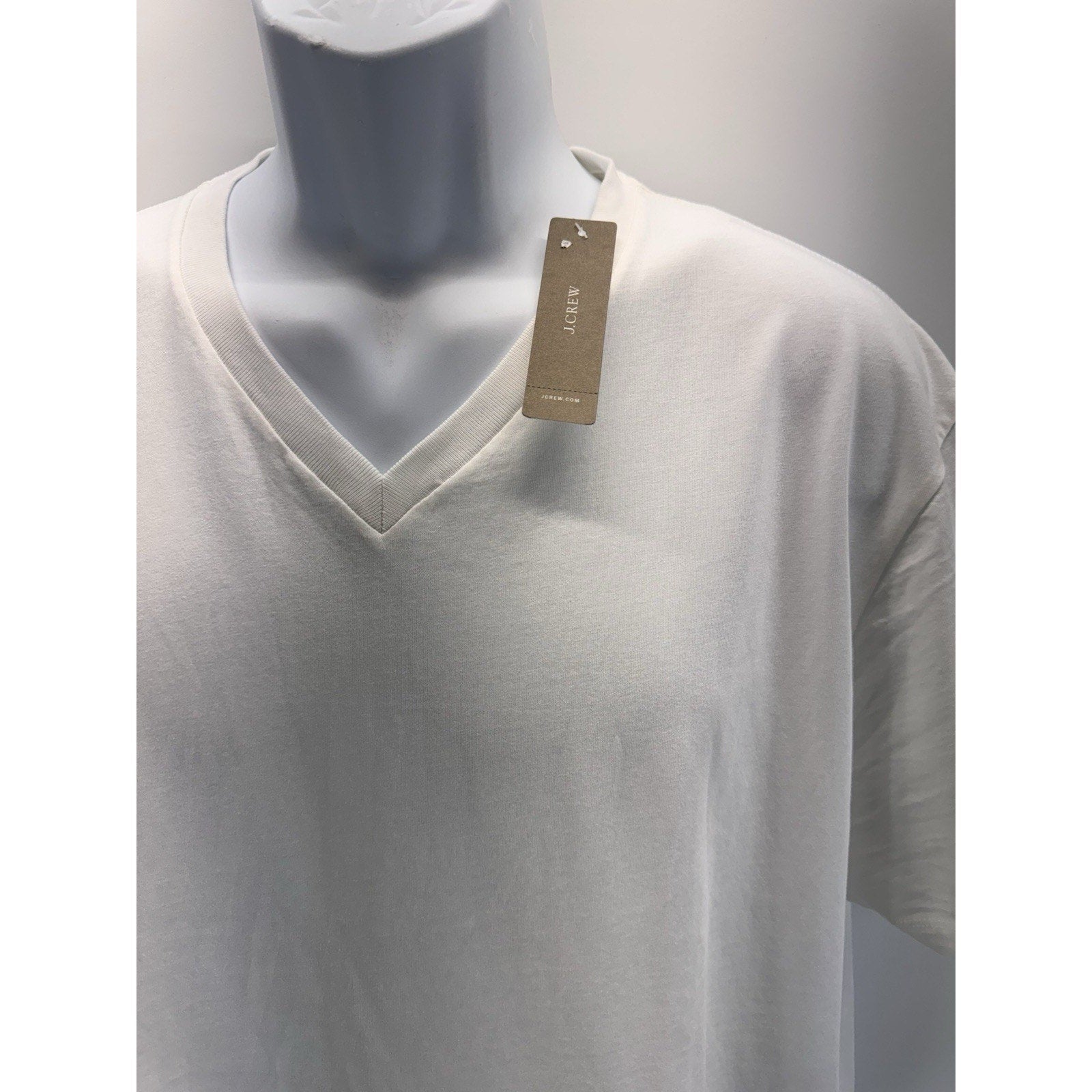 J Crew V-Neck T-Shirt White Broken In 100% Cotton Men’s XL NWT