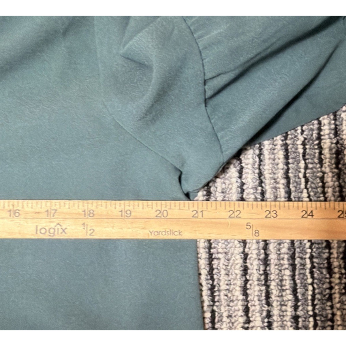 Lands End Womens Green V-Neck Blouse Size 14 Petite Bell Sleeves Casual Career