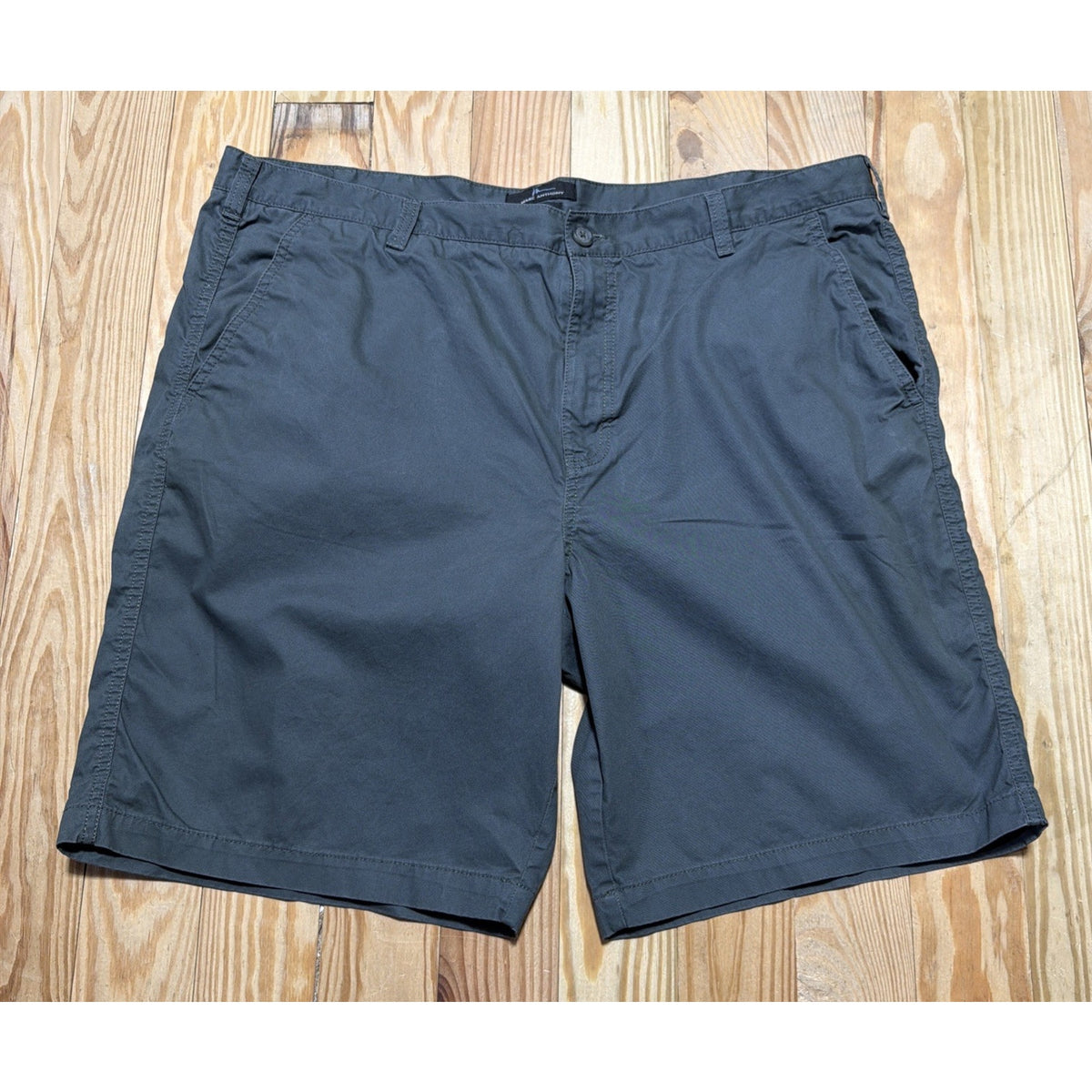 Men's Size 40 Marc Anthony Green Luxury Slim Fit Shorts