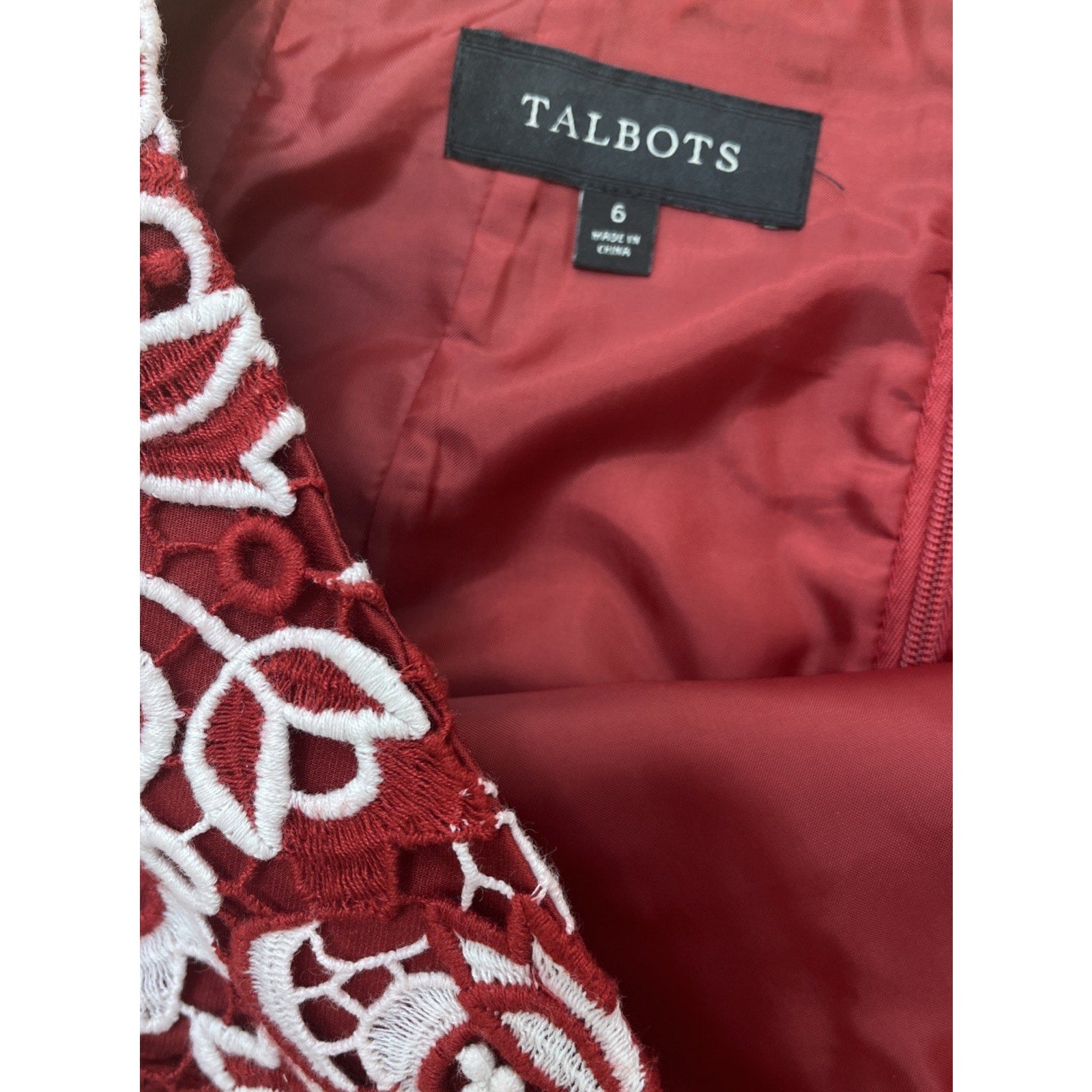 Talbots Skirt Women's 6 Red and White Crochet Lace Lined Pencil Lined Skirt