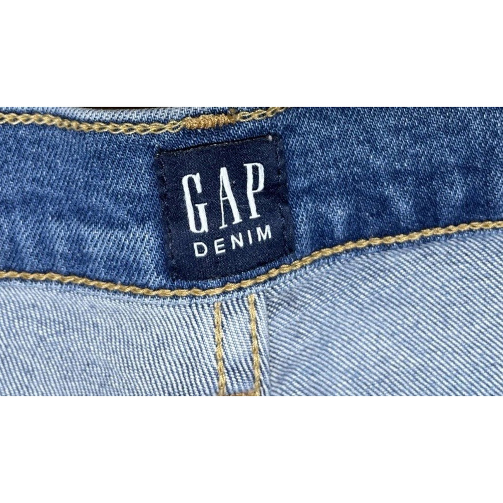 GAP women’s size 10/30 high rise Raw Hem Distressed cigarette jeans