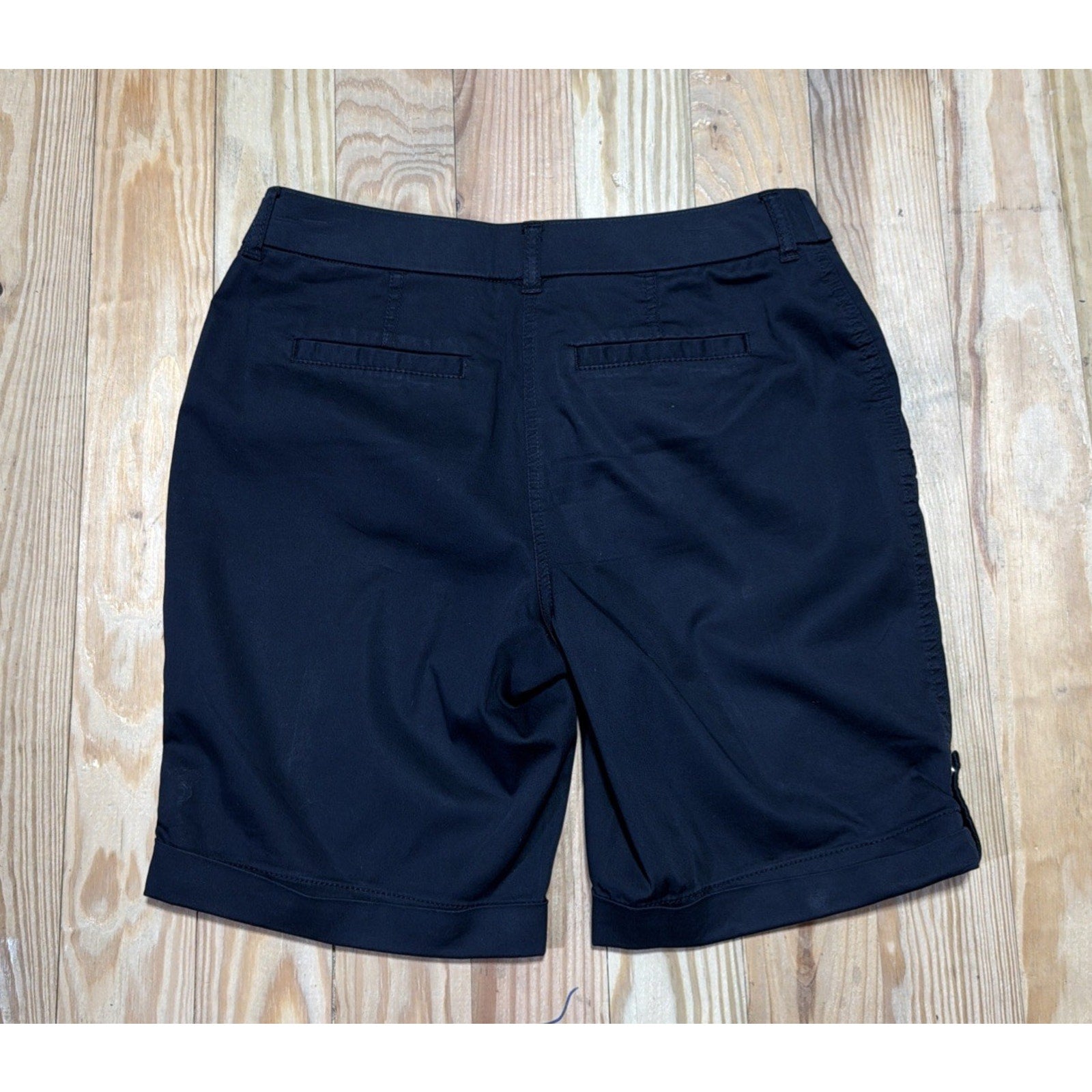 Chico's Womens Bermuda Shorts XS Black Utility Roll Tab Mid Rise Stretch Cotton