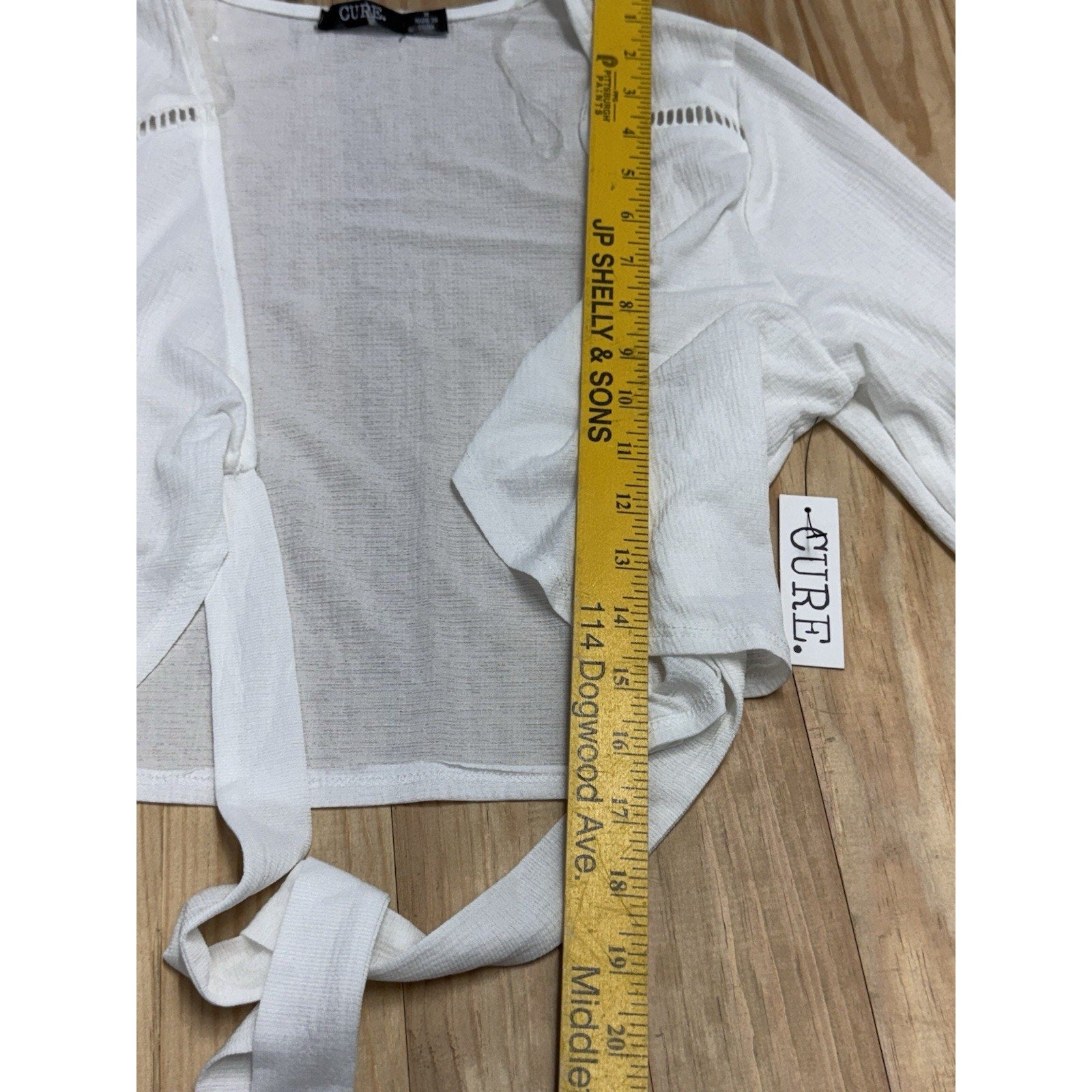 Cure Apparel Women's Cropped White Coverup Size Medium NWT