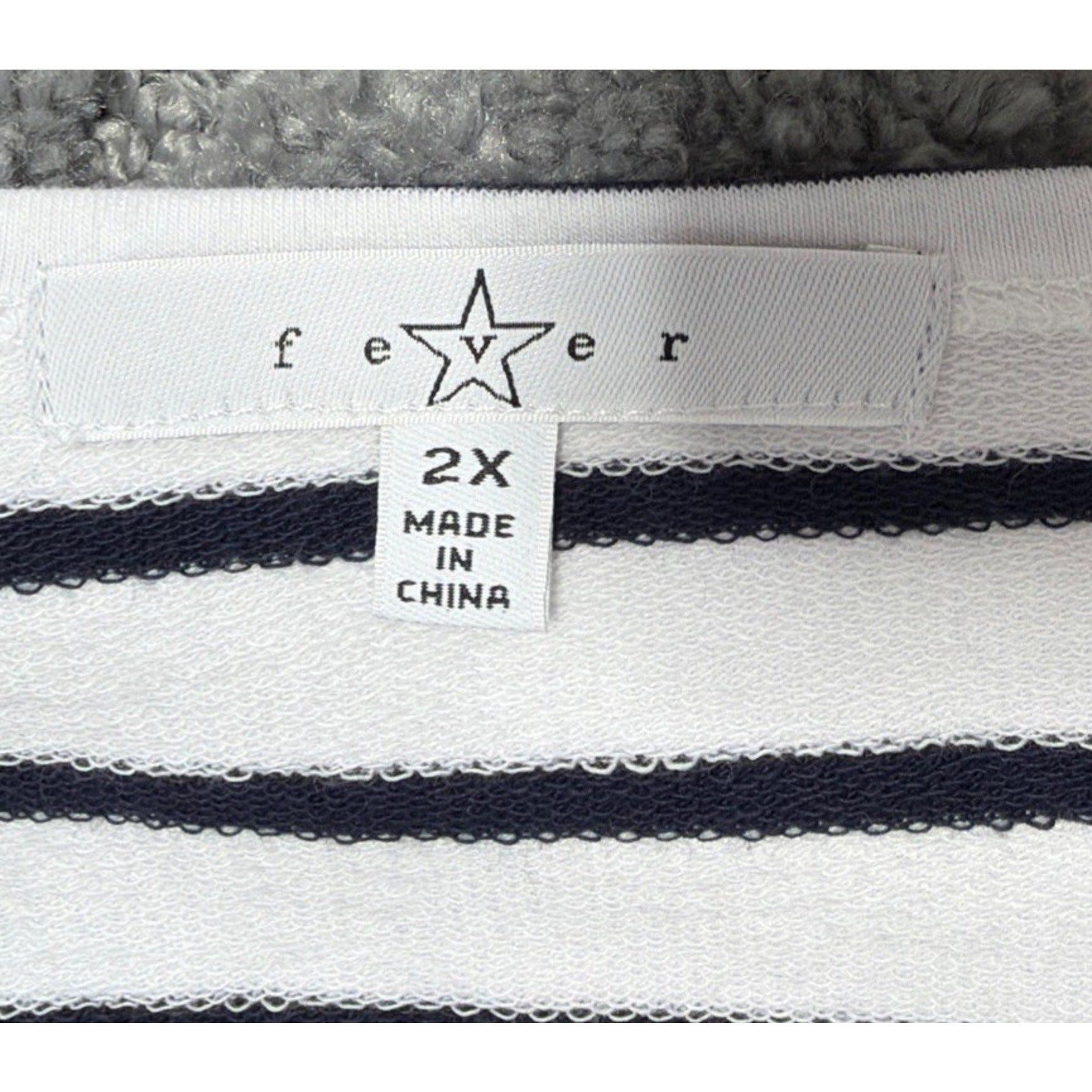 Women's Fever White&Navy Striped Rose Embroidered French Terry Shirt 2X New