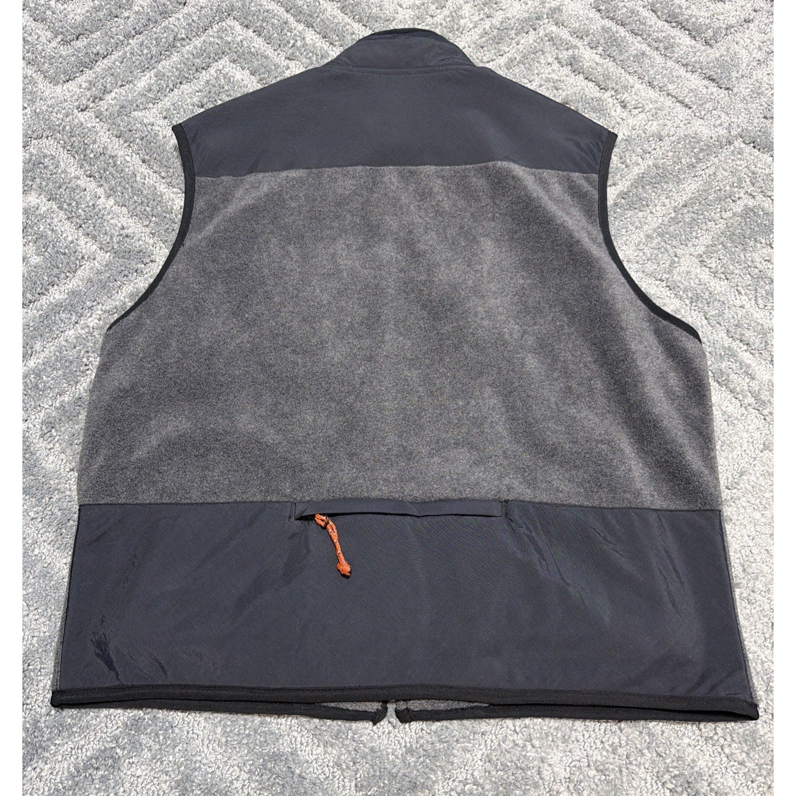 American Eagle AE77 Performace Fleece Vest Full Zip Men SZ Large Gray/Black