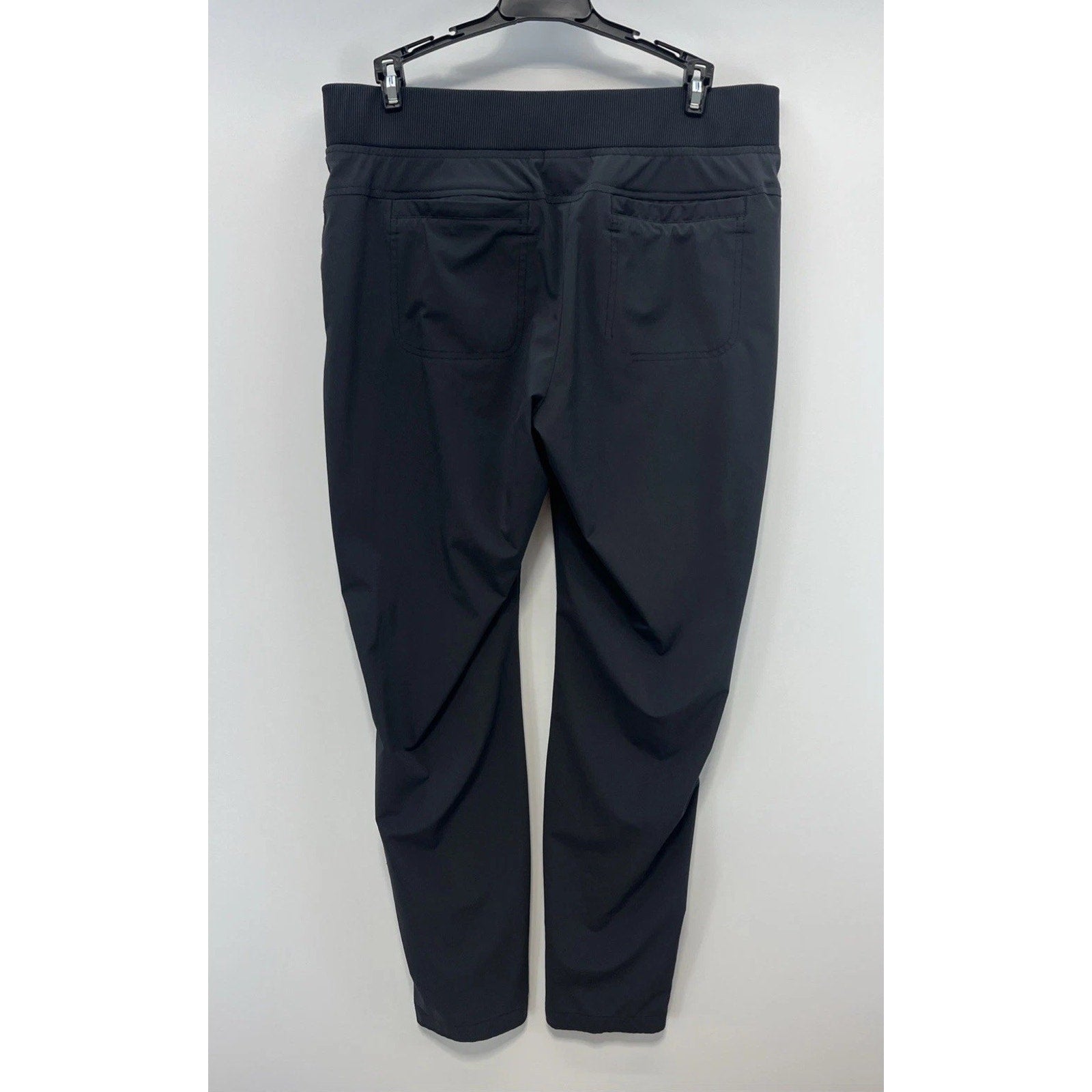 Athleta Midtown Ankle Pull-on Athletic Pants Black Lightweight Sz 10 T