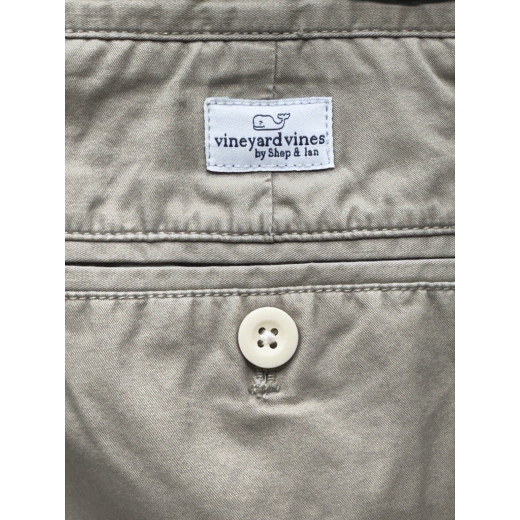 Vineyard Vines By Shep & Ian Shorts Mens 33 Beige Chino Flat Front Preppy