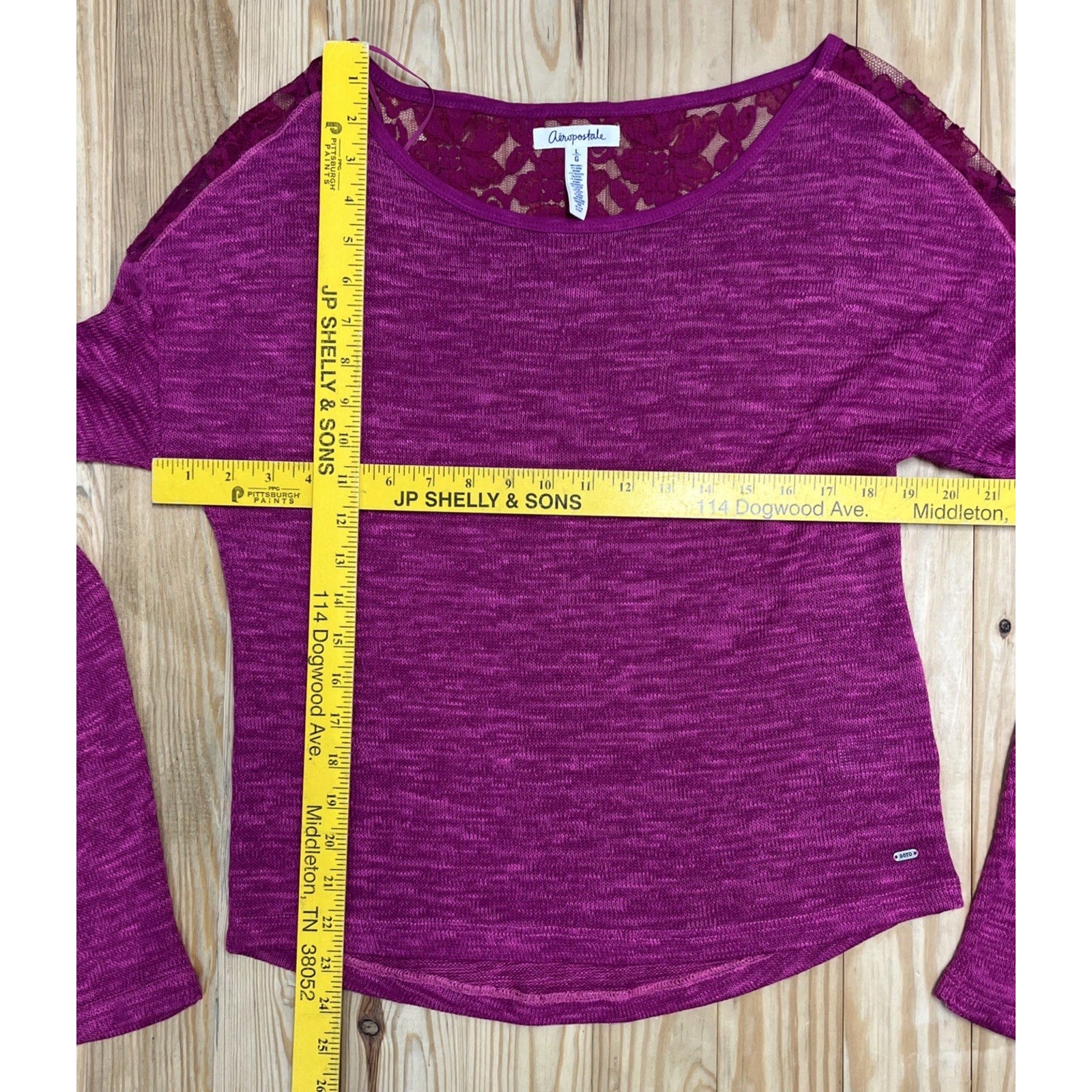 Aeropostale Women's Magenta Lightweight Sweater with Lace on Back Size Large