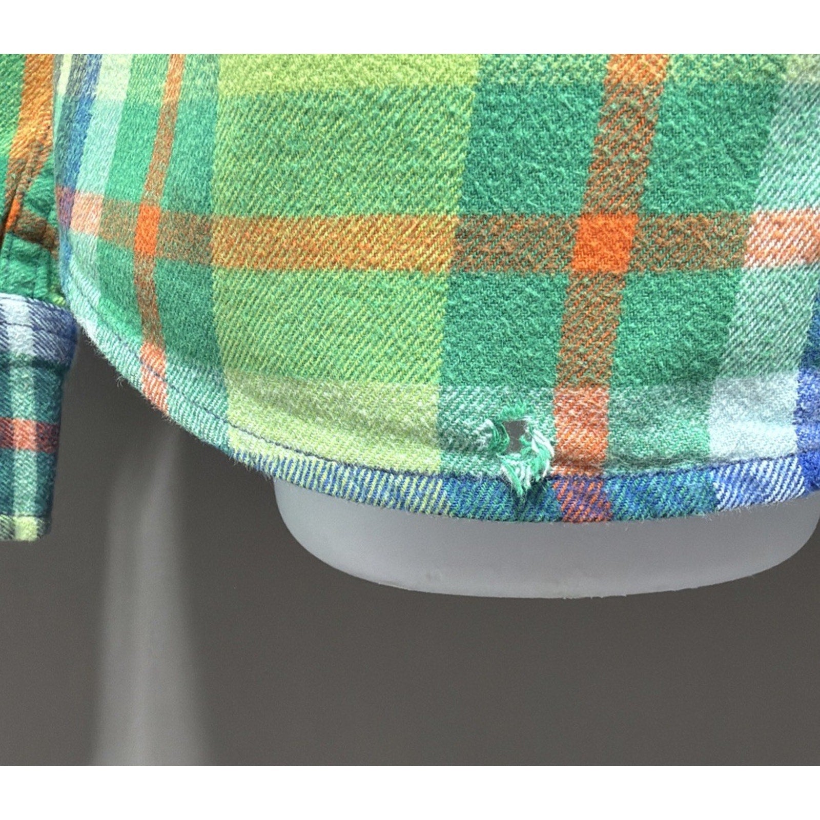 Hollister Men's Twill Flannel Shirt Medium Plaid Button Up Long Sleeve Casual
