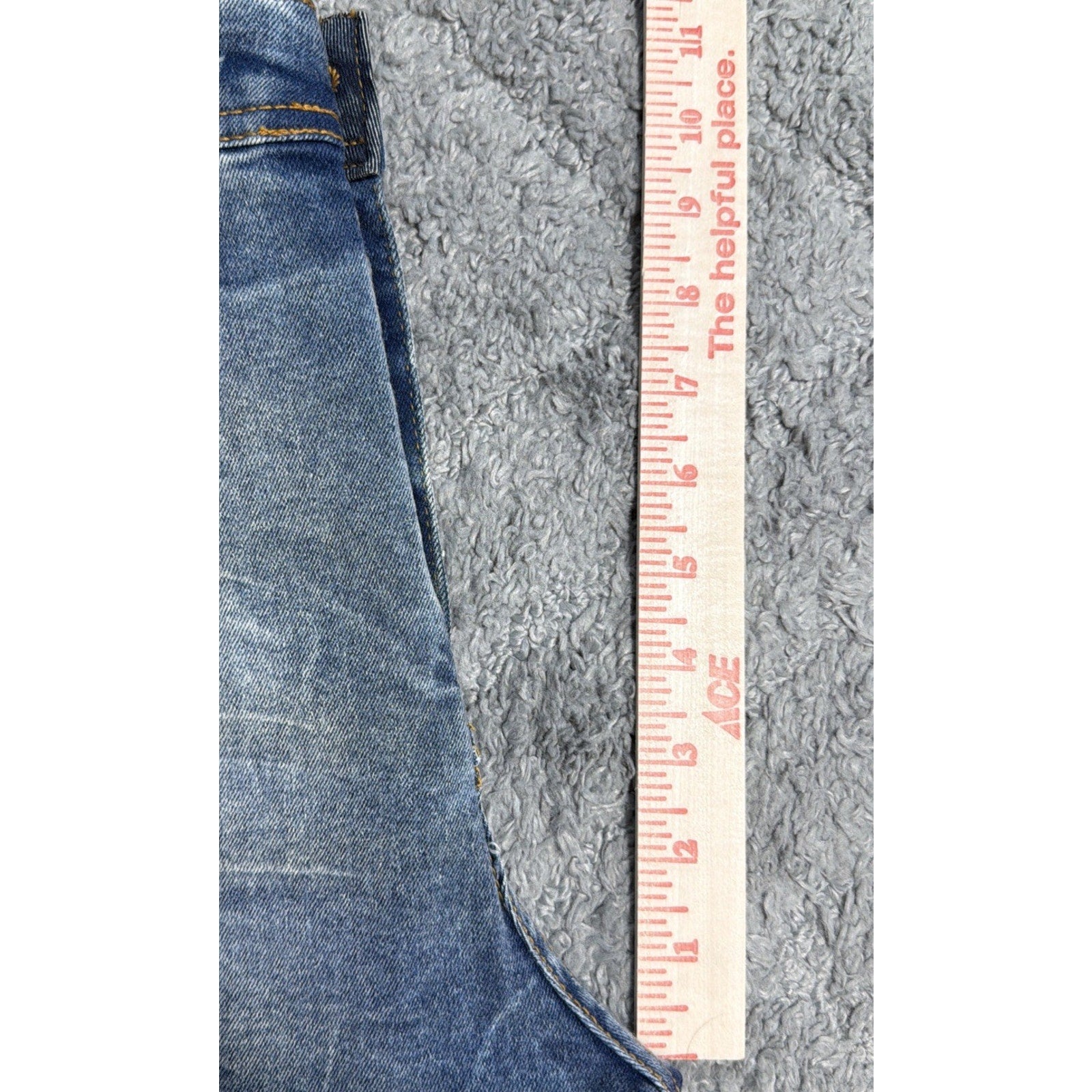 Ruda Santa Cruz Embellished High Rise Jean shorts NWT Size 27
