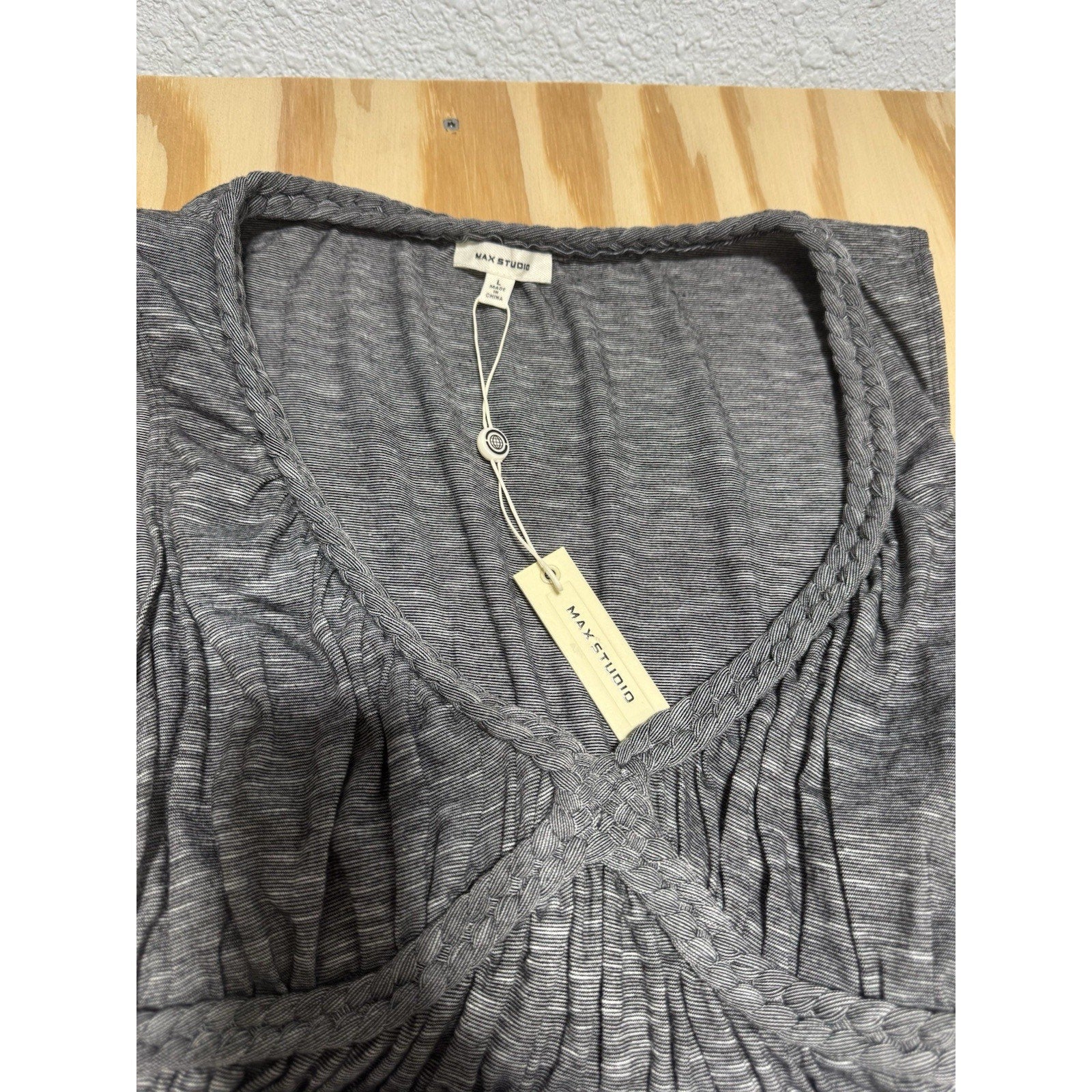 Max Studio Maxi Dress L Gray Striped Sleeveless Empire Waist Boho Stretch Knit