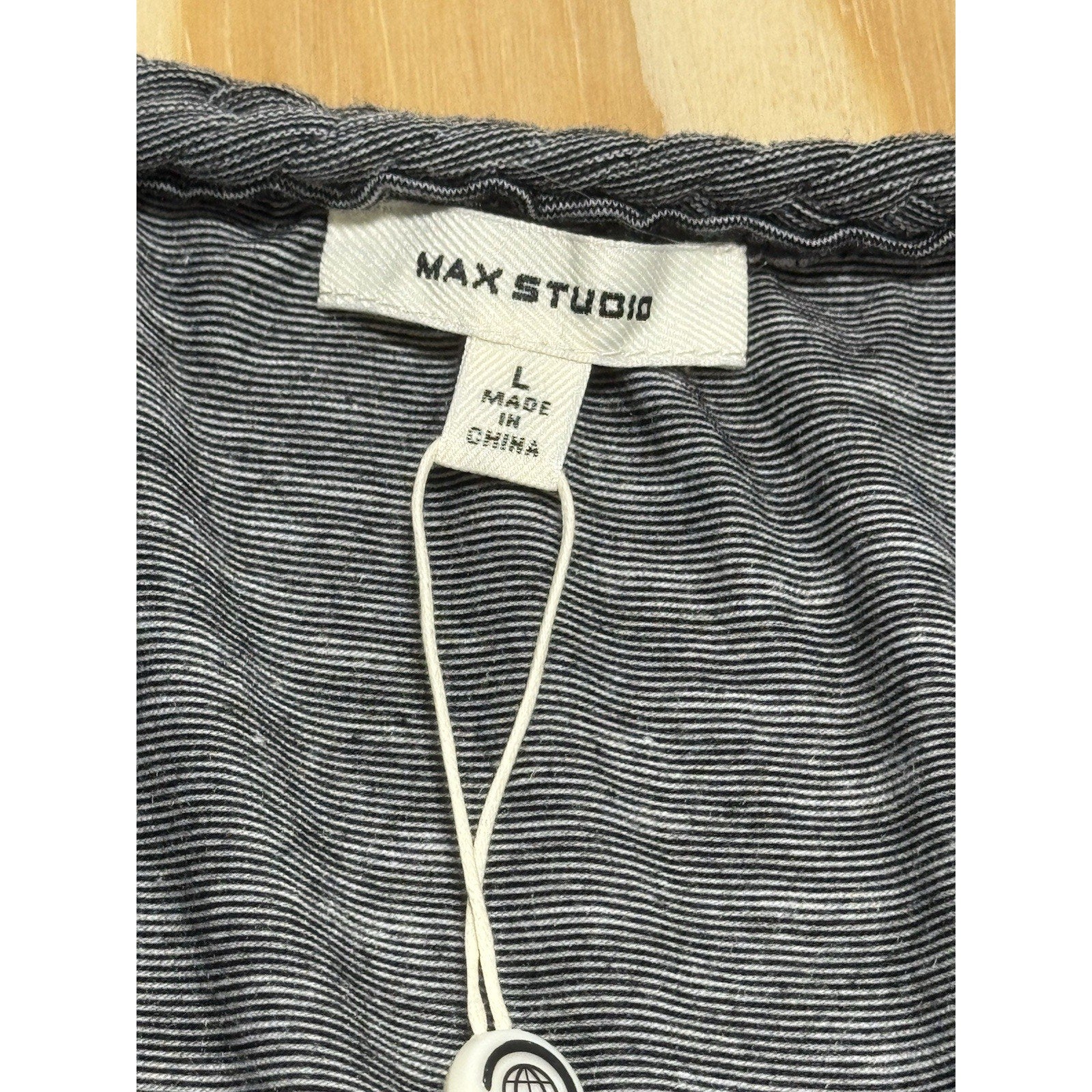 Max Studio Maxi Dress L Gray Striped Sleeveless Empire Waist Boho Stretch Knit