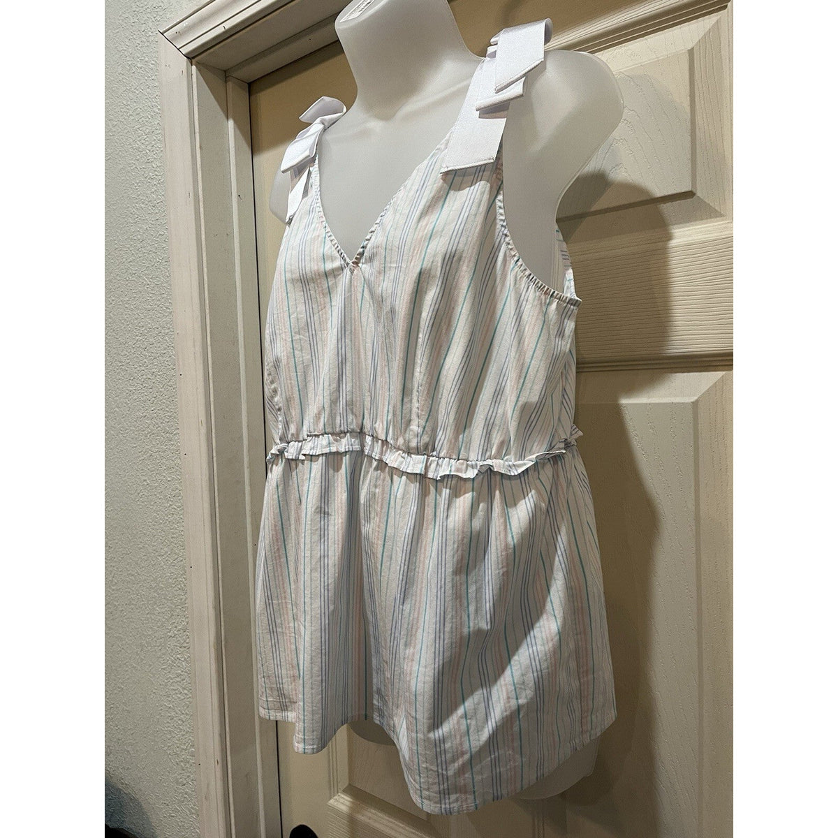 Belle & Sky White Sleeveless Striped Bow Shoulder Top Blouse Women's Size Large