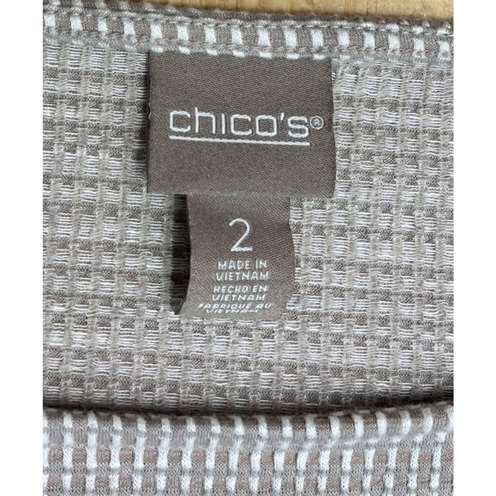 Chicos Womens Blouse 2  Brown White Seersucker Gingham Stretch Fall EUC