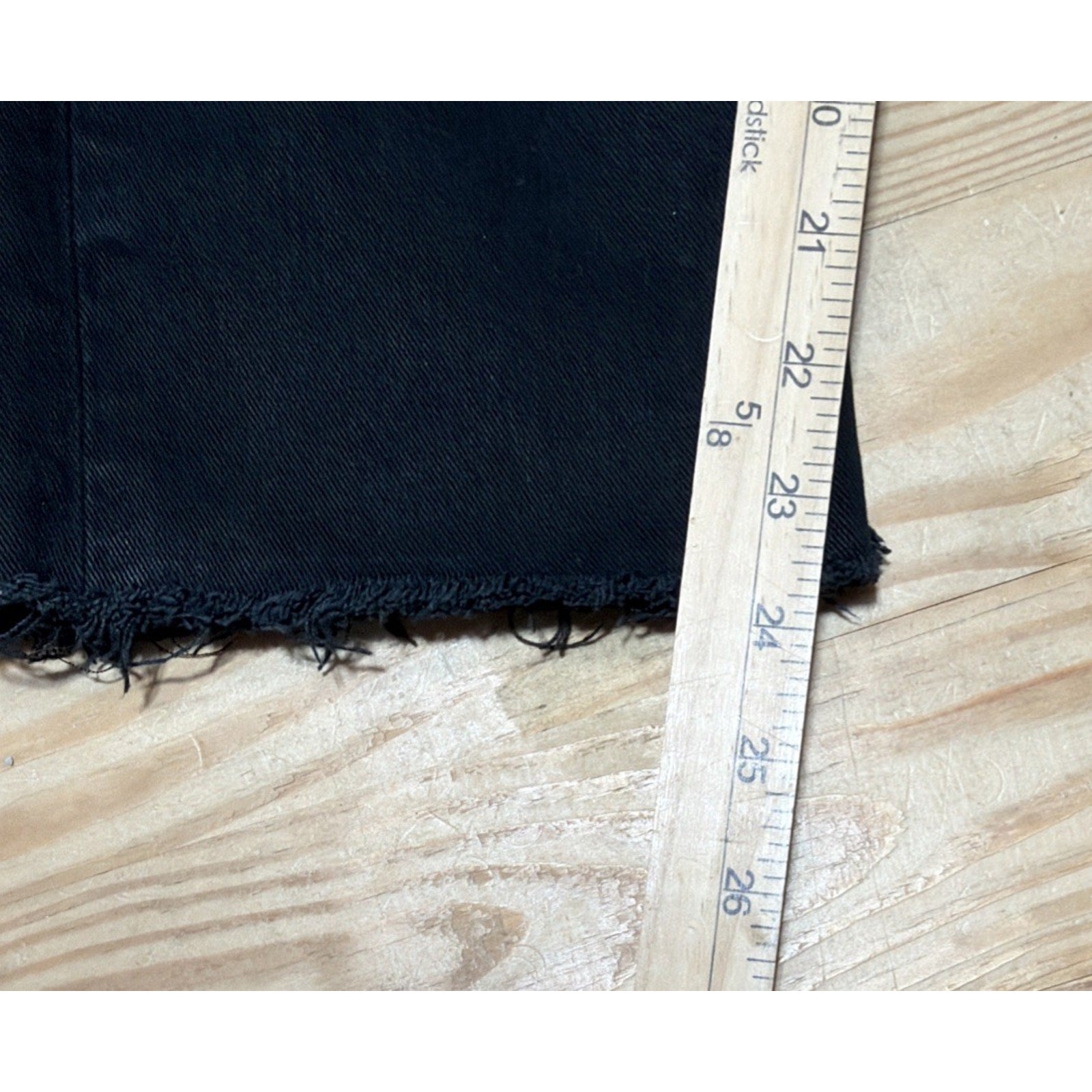 Levi's Men's Mid-Rise 513 Five Pocket Straight Leg Jeans Size Black 32x24 Cutoff